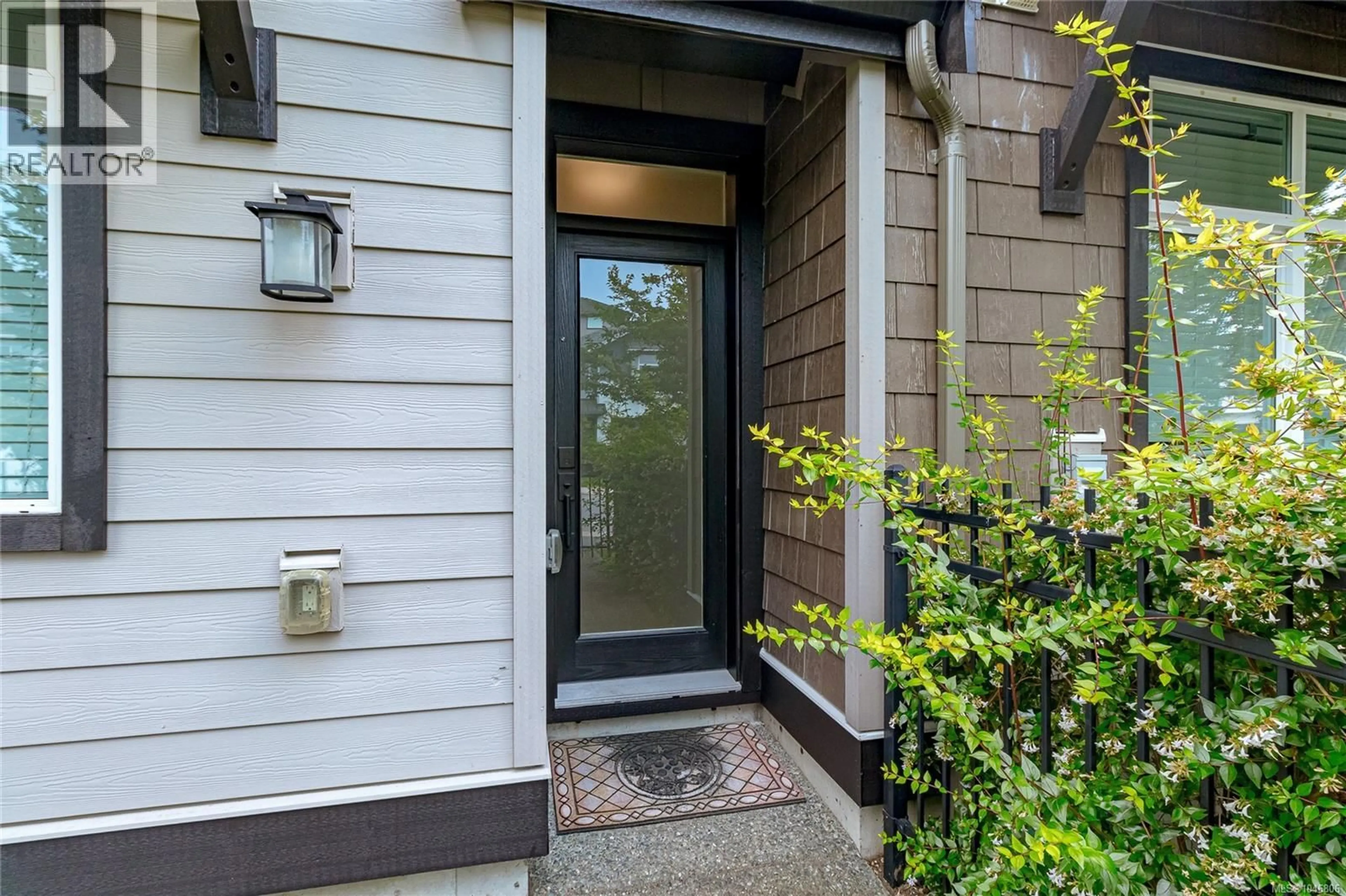 Indoor entryway for 1231 FLINT AVENUE, Langford British Columbia V9B0T9