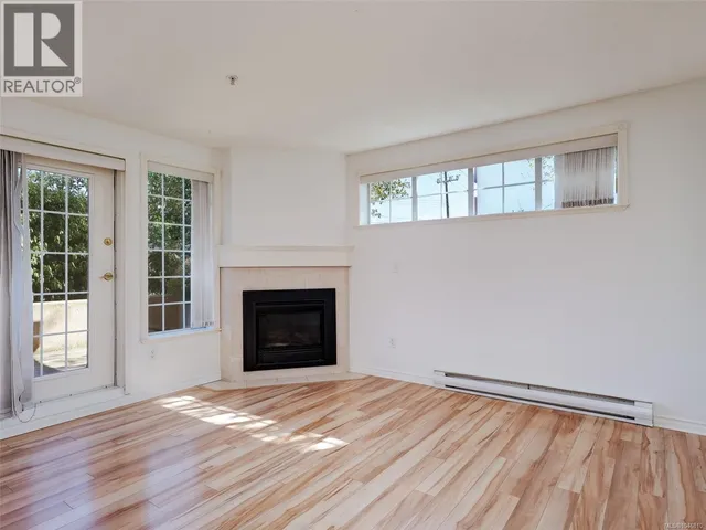 109 - 1371 HILLSIDE AVENUE, Victoria 3