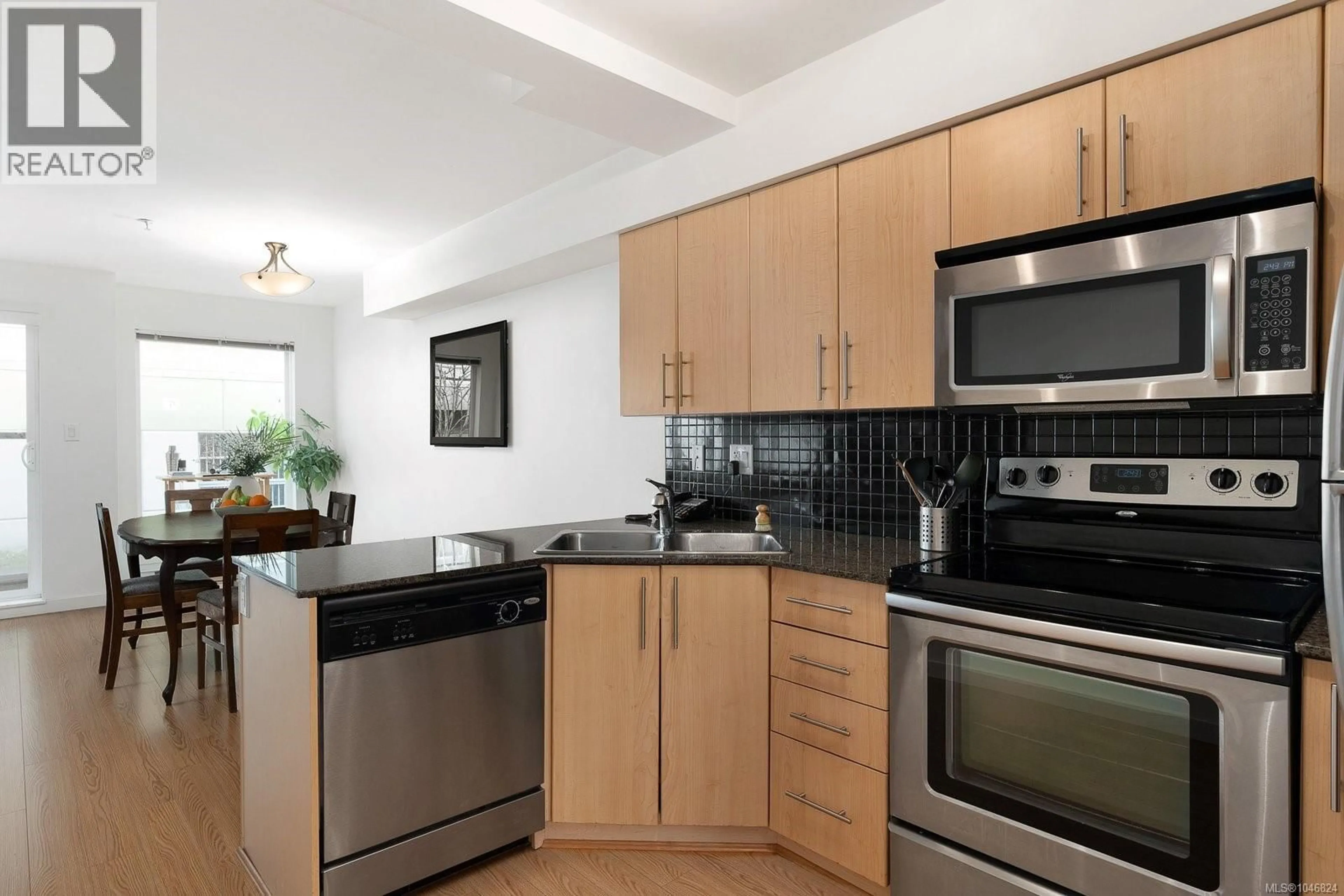 Standard kitchen, unknown for 204 - 1405 ESQUIMALT ROAD, Esquimalt British Columbia V9A0A4