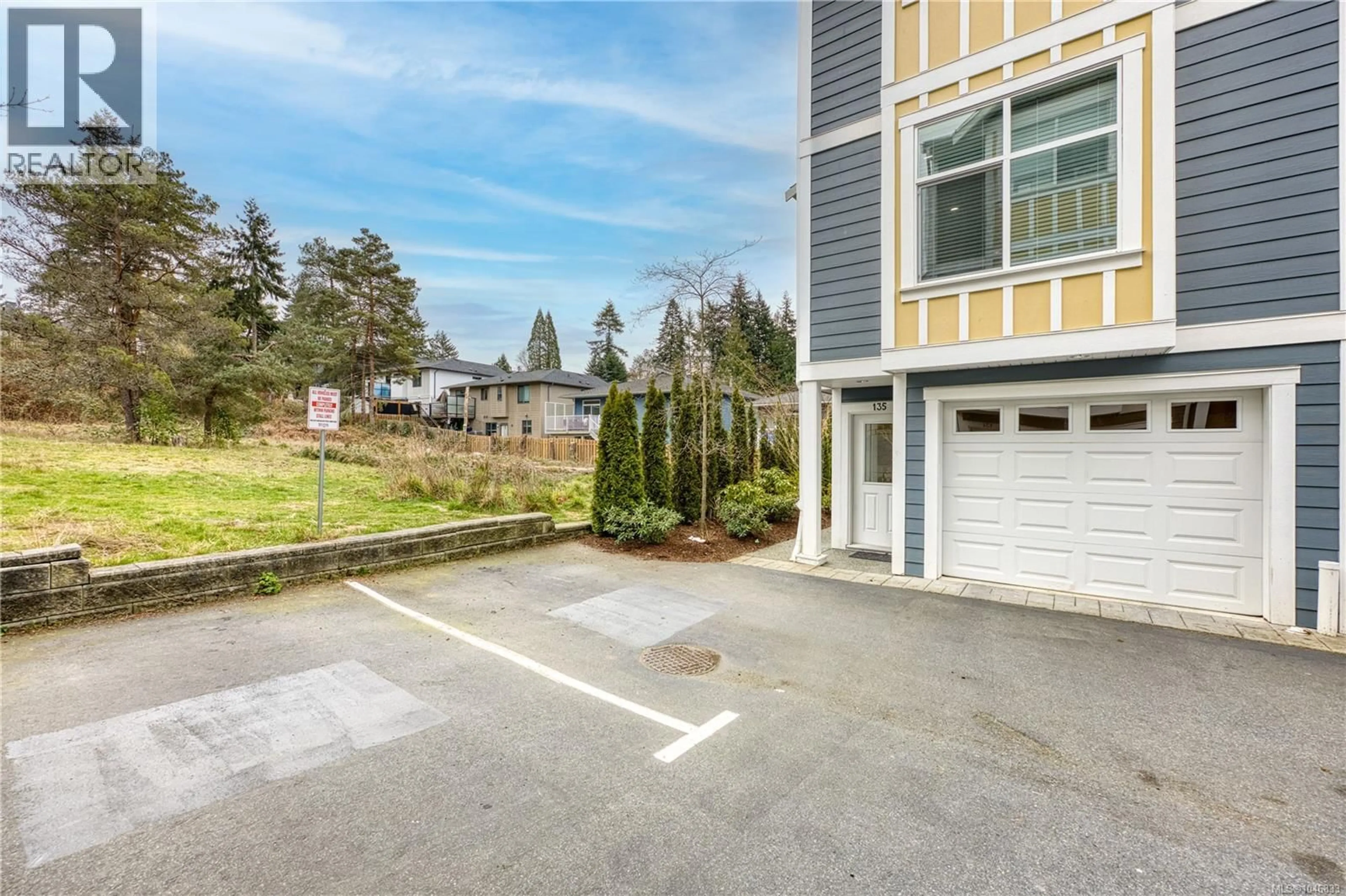 Patio, street for 135 - 6057 DOUMONT ROAD, Nanaimo British Columbia V9T0G3