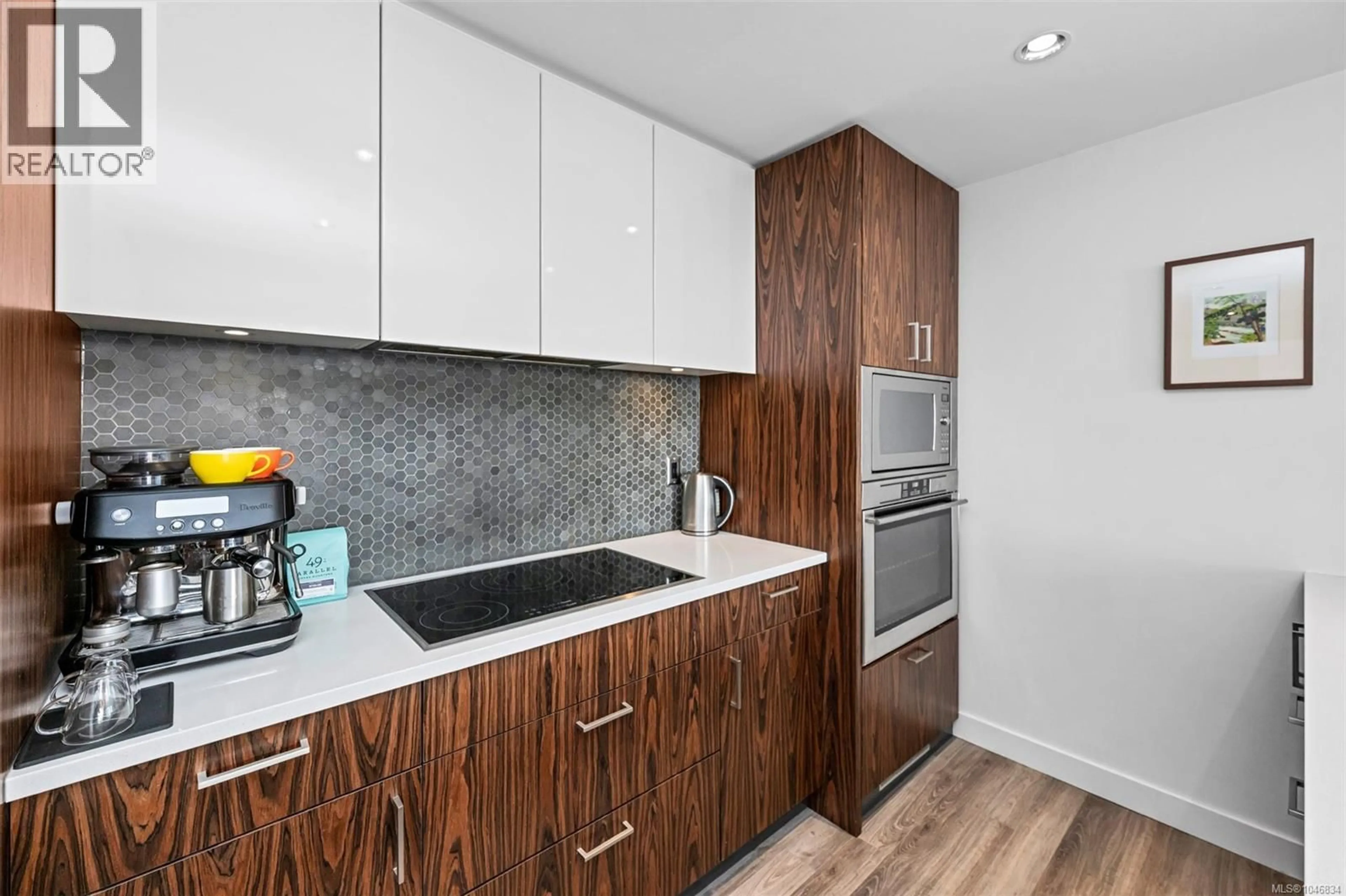 Standard kitchen, unknown for 402 - 838 BROUGHTON STREET, Victoria British Columbia V8W1E4