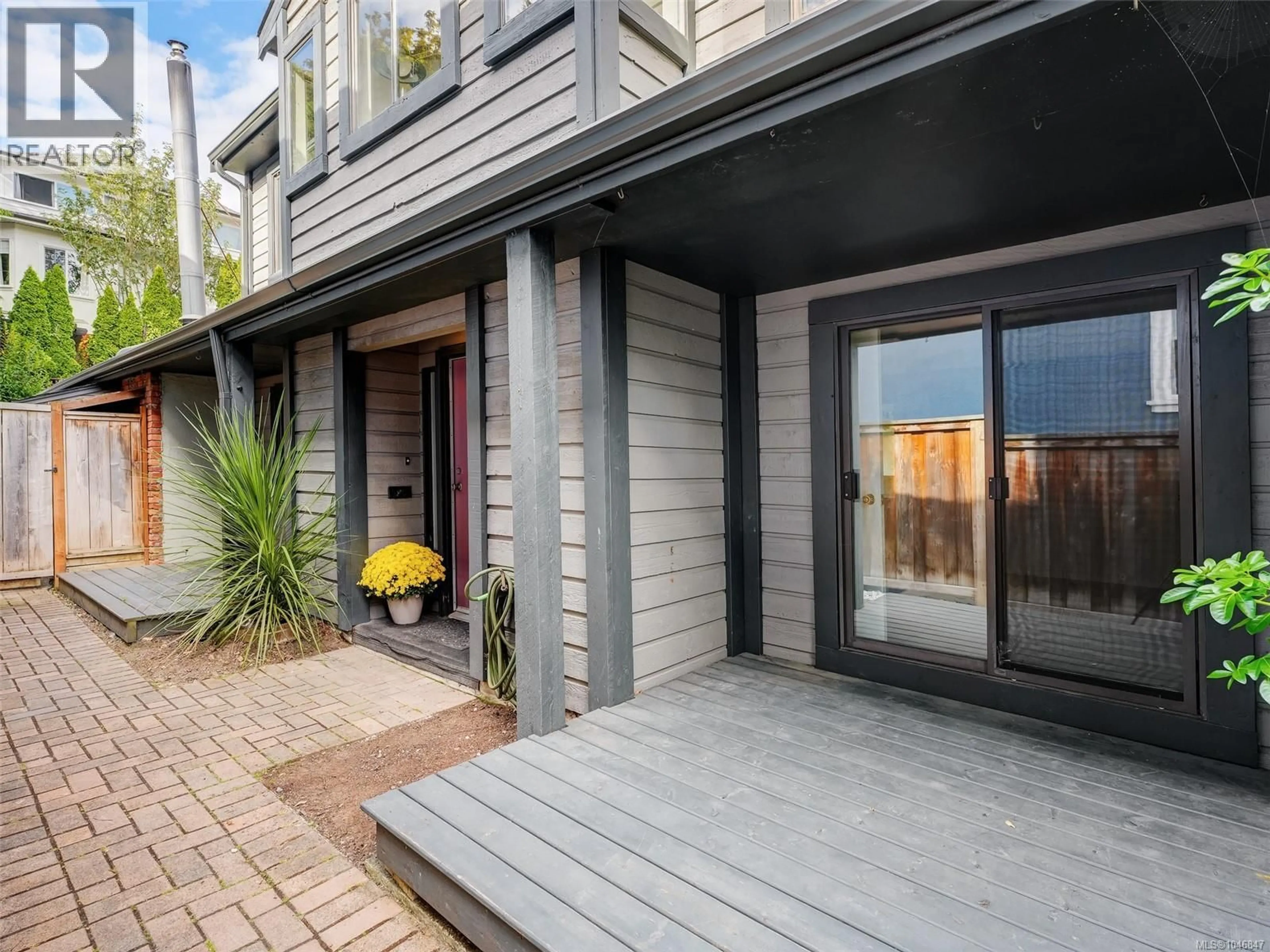 Unknown for 111 MICHIGAN STREET, Victoria British Columbia V8V1R2