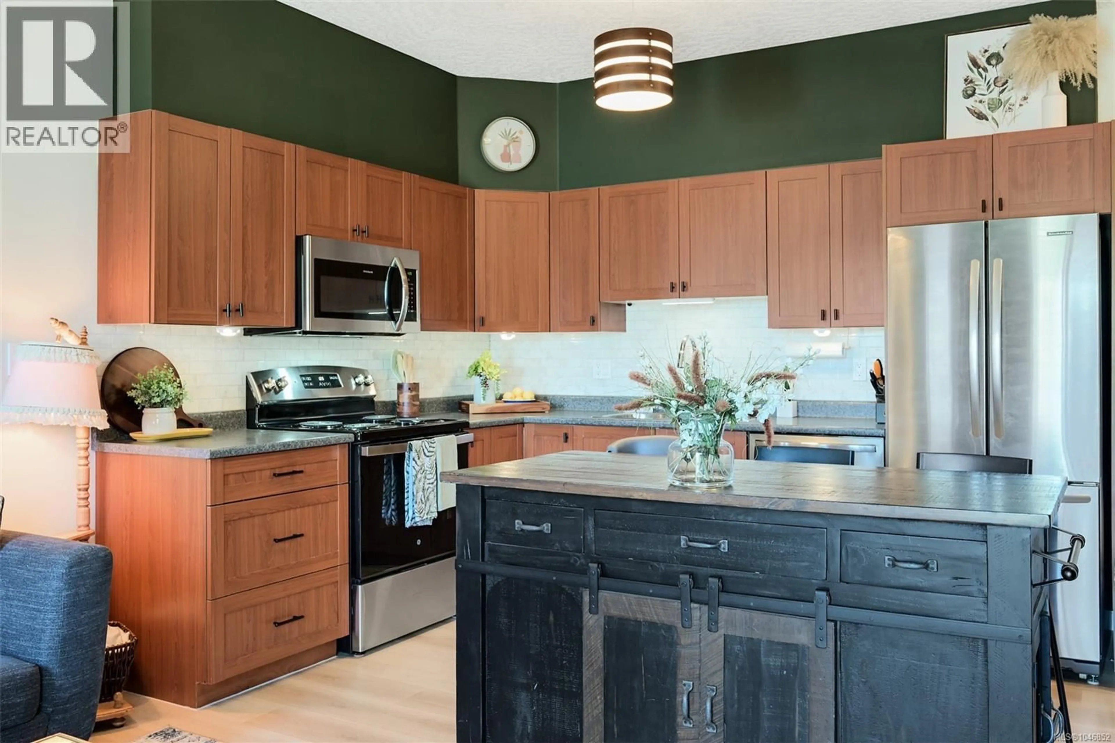 Contemporary kitchen, unknown for 303 - 383 WALE ROAD, Colwood British Columbia V9B2X8