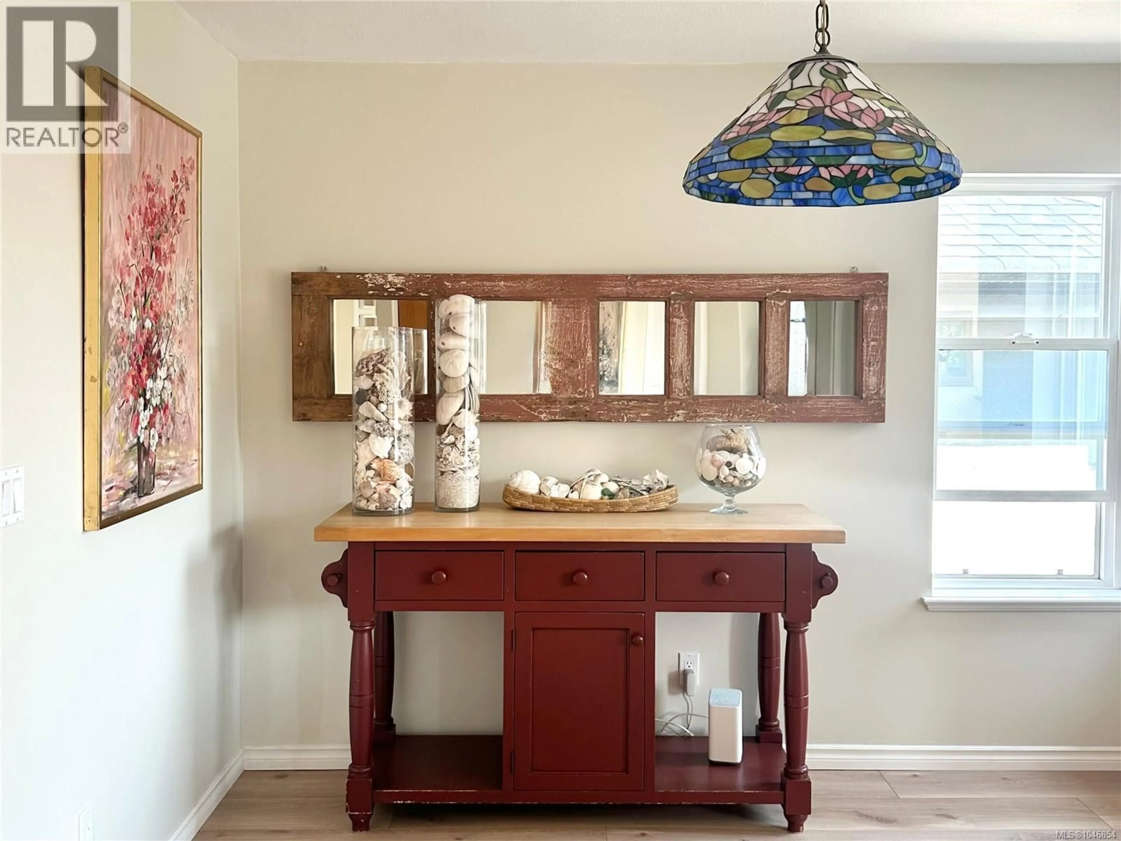 Indoor entryway for 533 HAMPSTEAD STREET, Parksville British Columbia V9P2T7