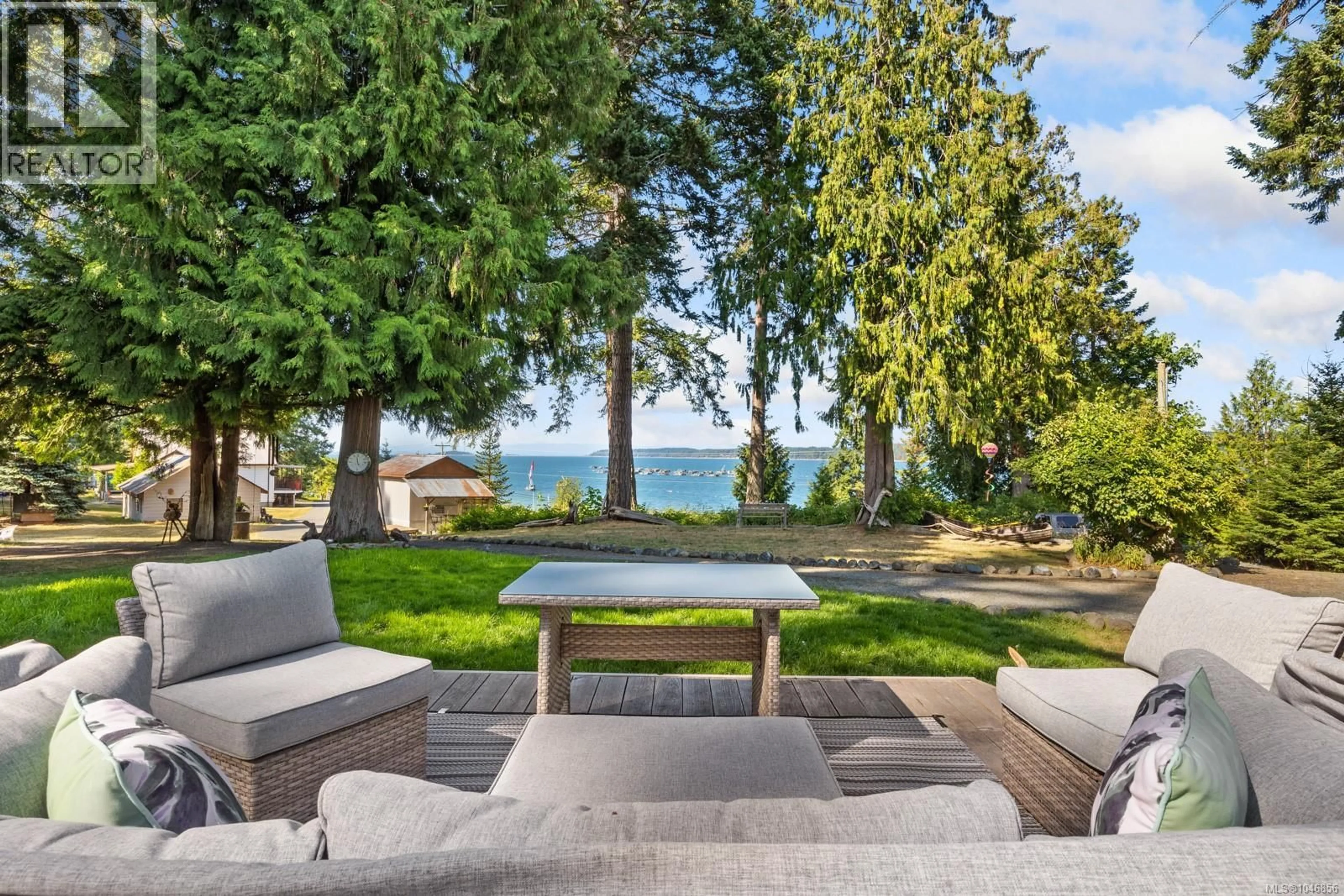 Patio, water/lake/river/ocean view for 6249/6259 ISLAND HIGHWAY SOUTH, Union Bay British Columbia V0R3B0