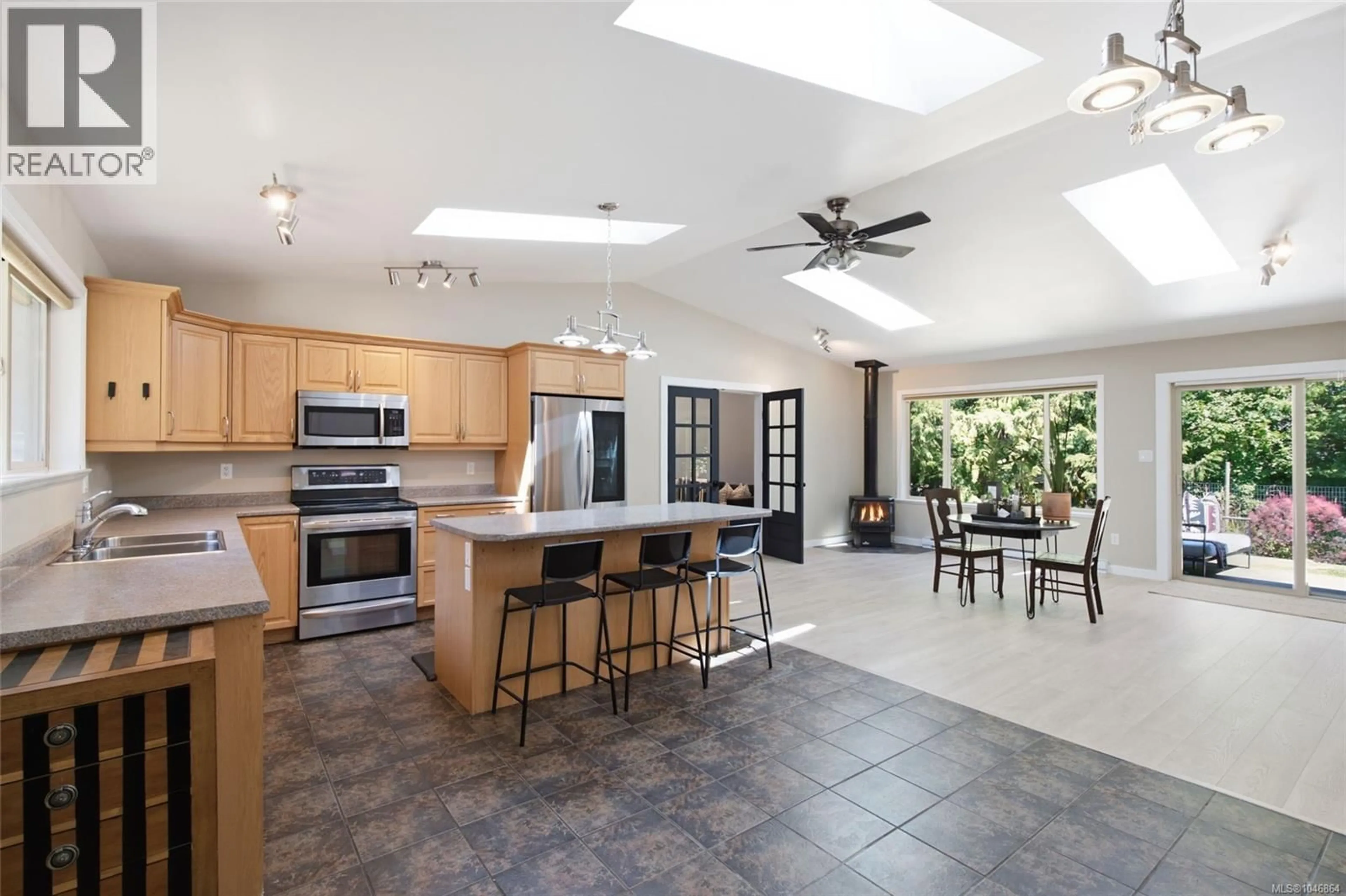 Open concept kitchen, ceramic/tile floor for 95 MCCOLL ROAD, Bowser British Columbia V0R1G0