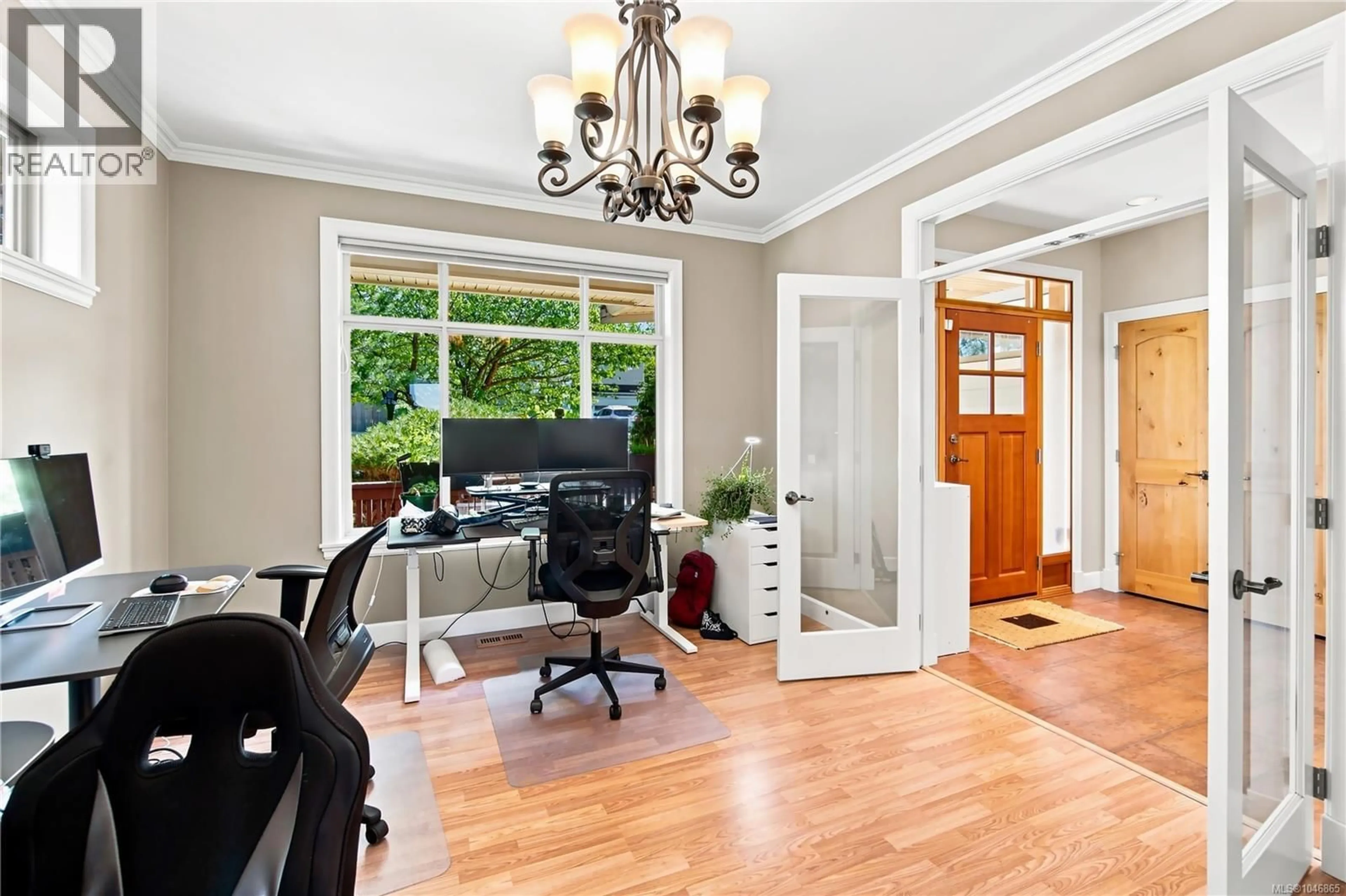 Indoor foyer for 2240 LEIGHTON ROAD, Nanaimo British Columbia V9R7C1