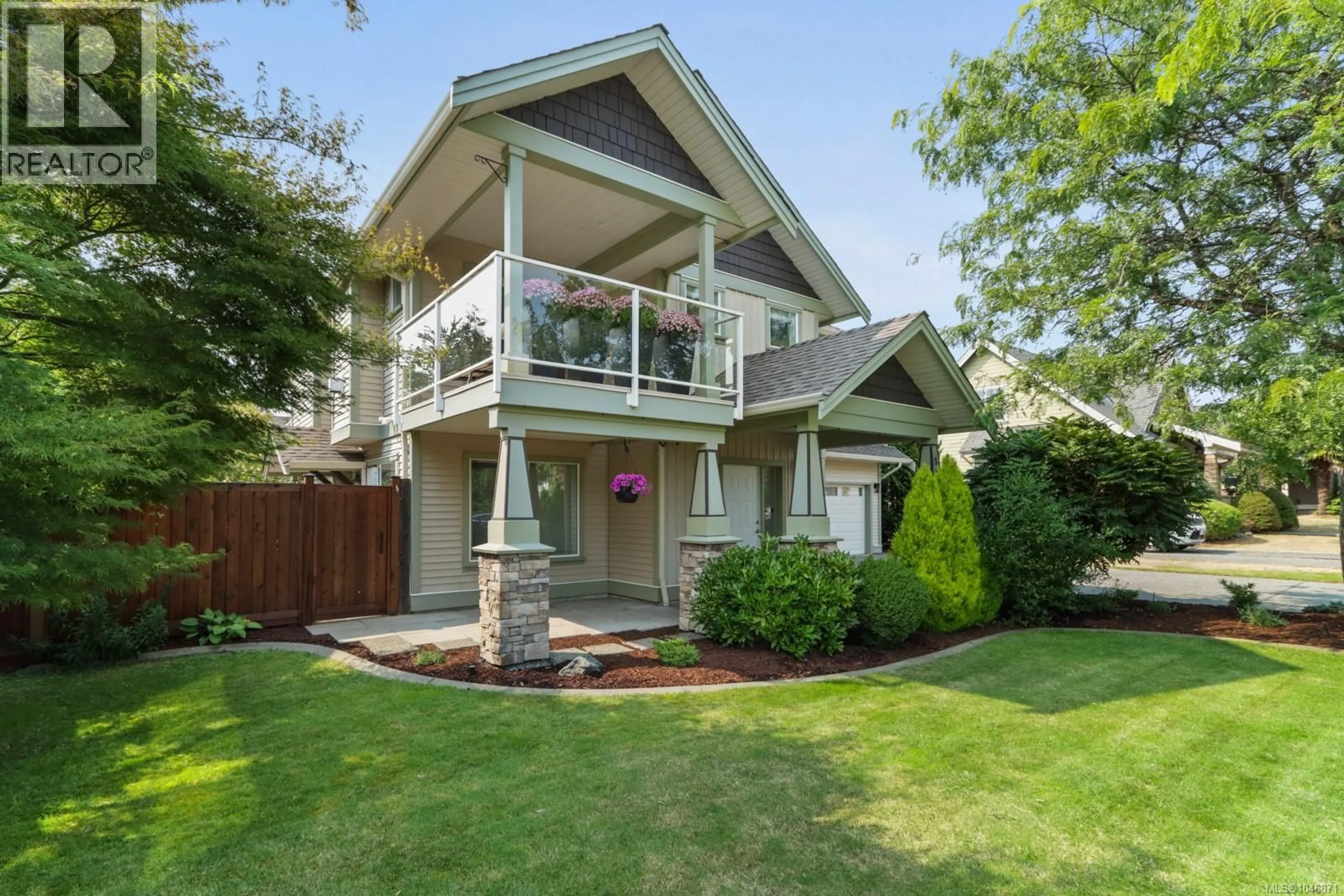 Home with vinyl exterior material, street for 595 SARUM RISE WAY, Nanaimo British Columbia V9R7E5