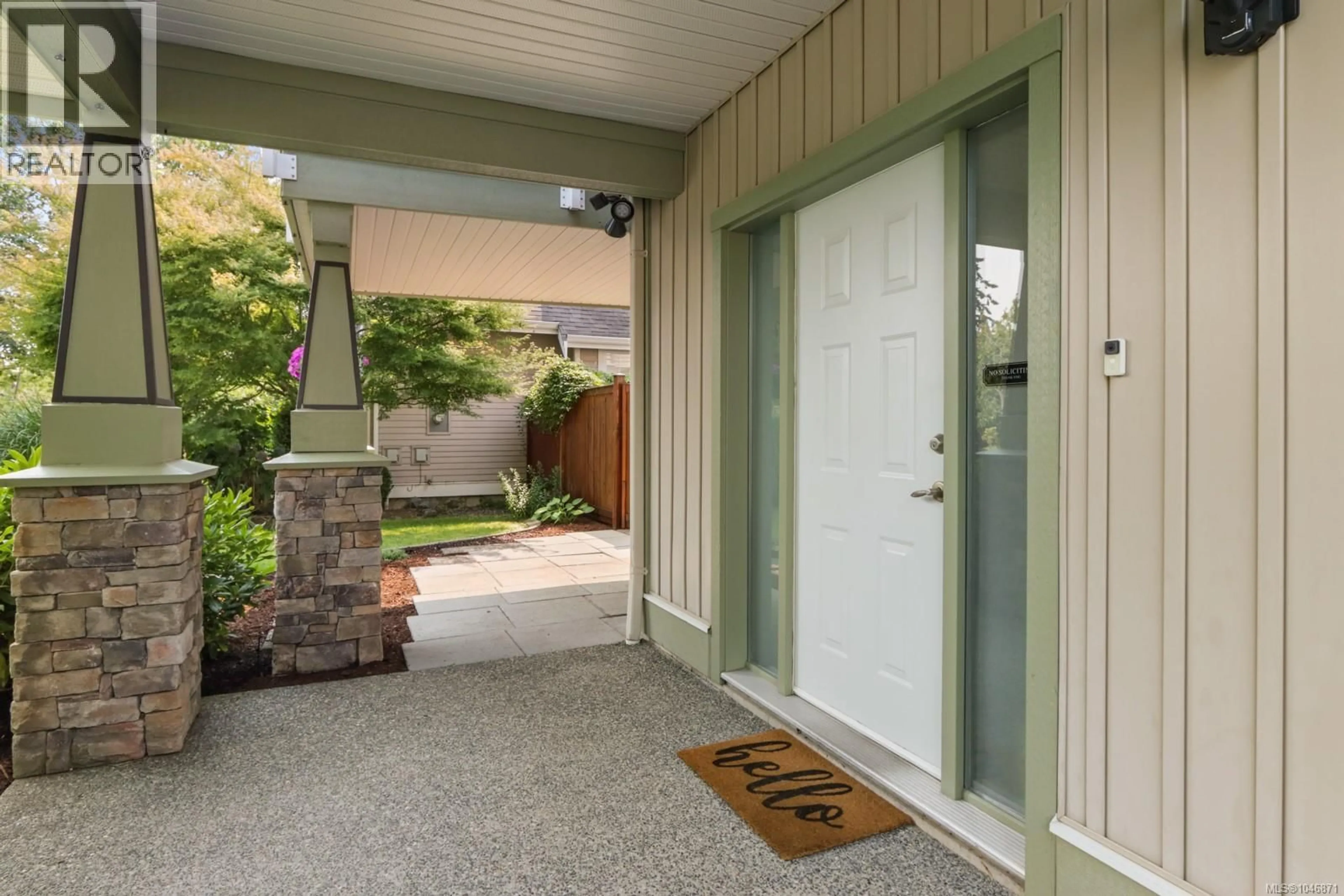 Indoor entryway for 595 SARUM RISE WAY, Nanaimo British Columbia V9R7E5