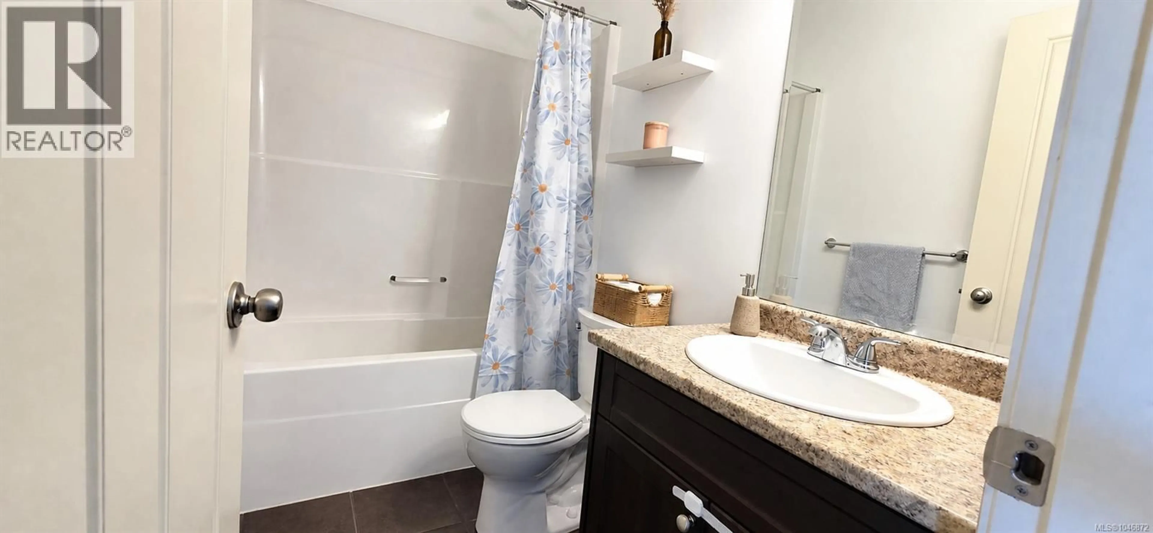 Standard bathroom, unknown for 104 - 2153 RIDGEMONT PLACE, Nanaimo British Columbia V9T0C8