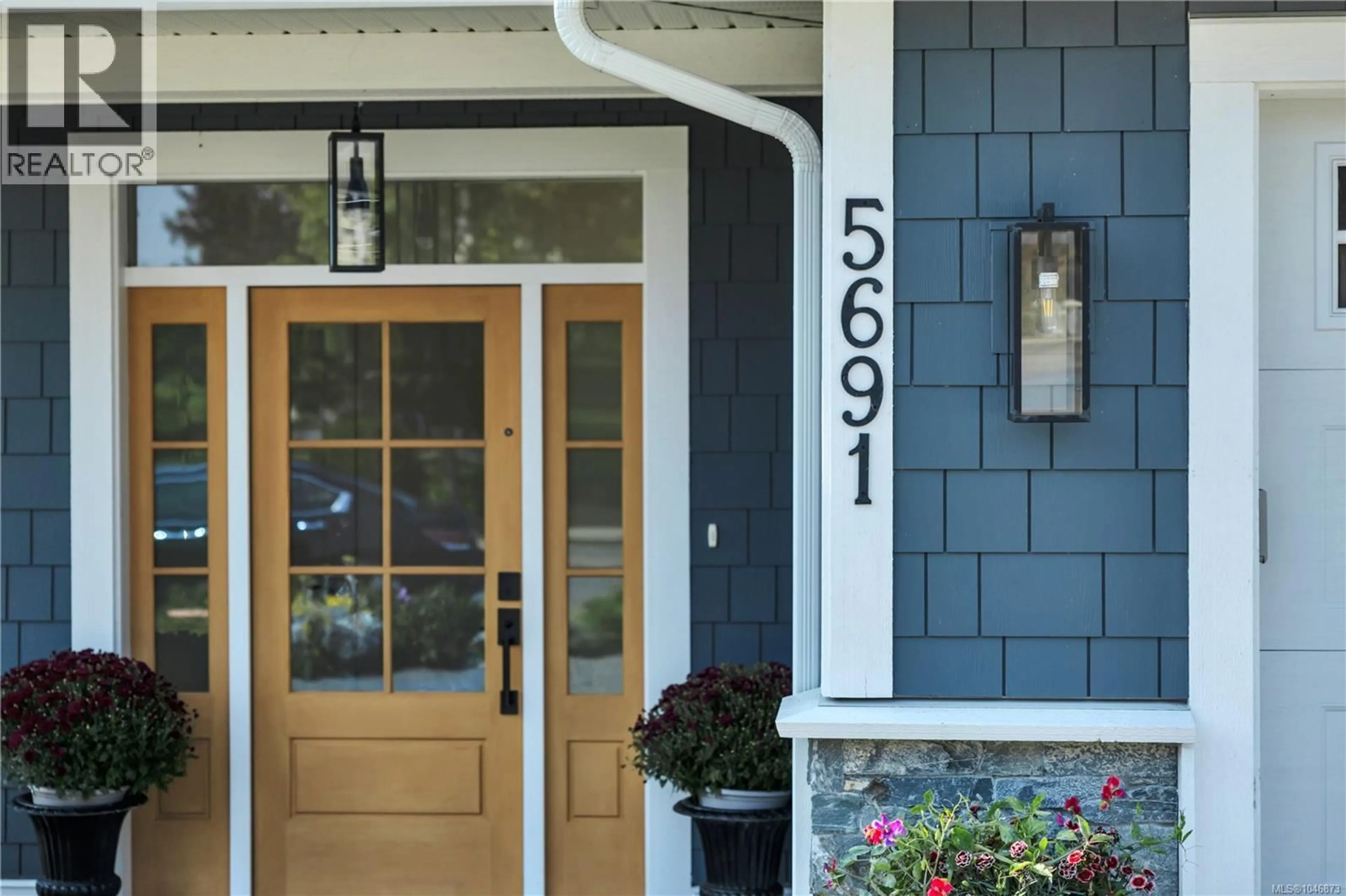 Indoor entryway for 5691 LINLEY VALLEY DRIVE, Nanaimo British Columbia V9T0E4