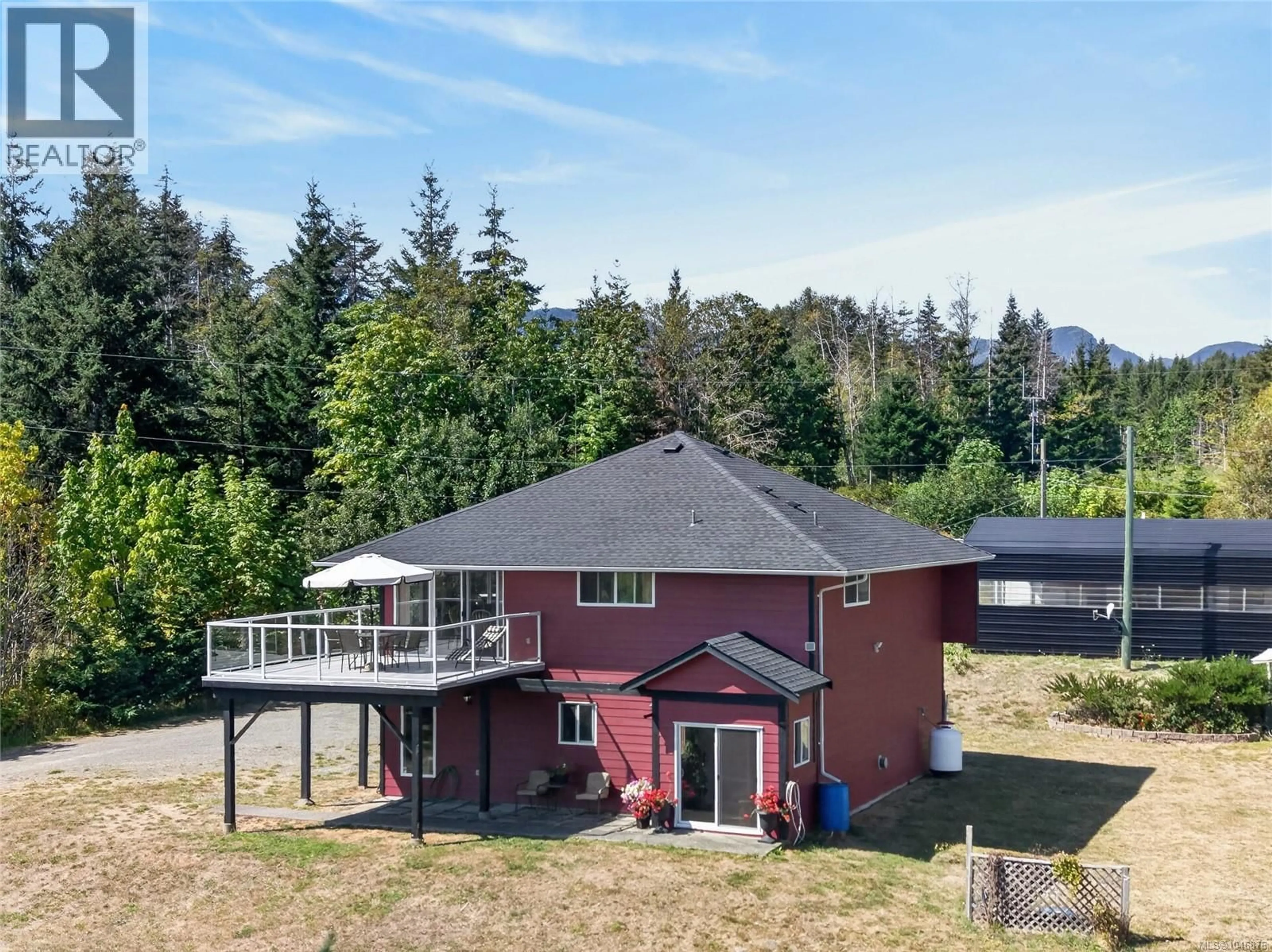 A pic from outside/outdoor area/front of a property/back of a property/a pic from drone, unknown for 510 MCKAY ROAD, Fanny Bay British Columbia V0R1W0