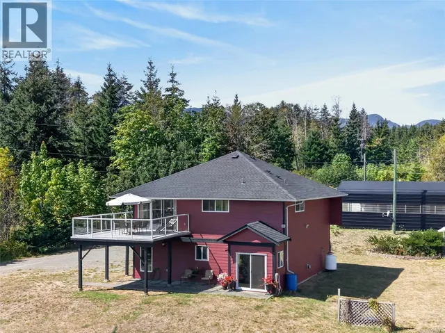 510 MCKAY ROAD, Fanny Bay 4