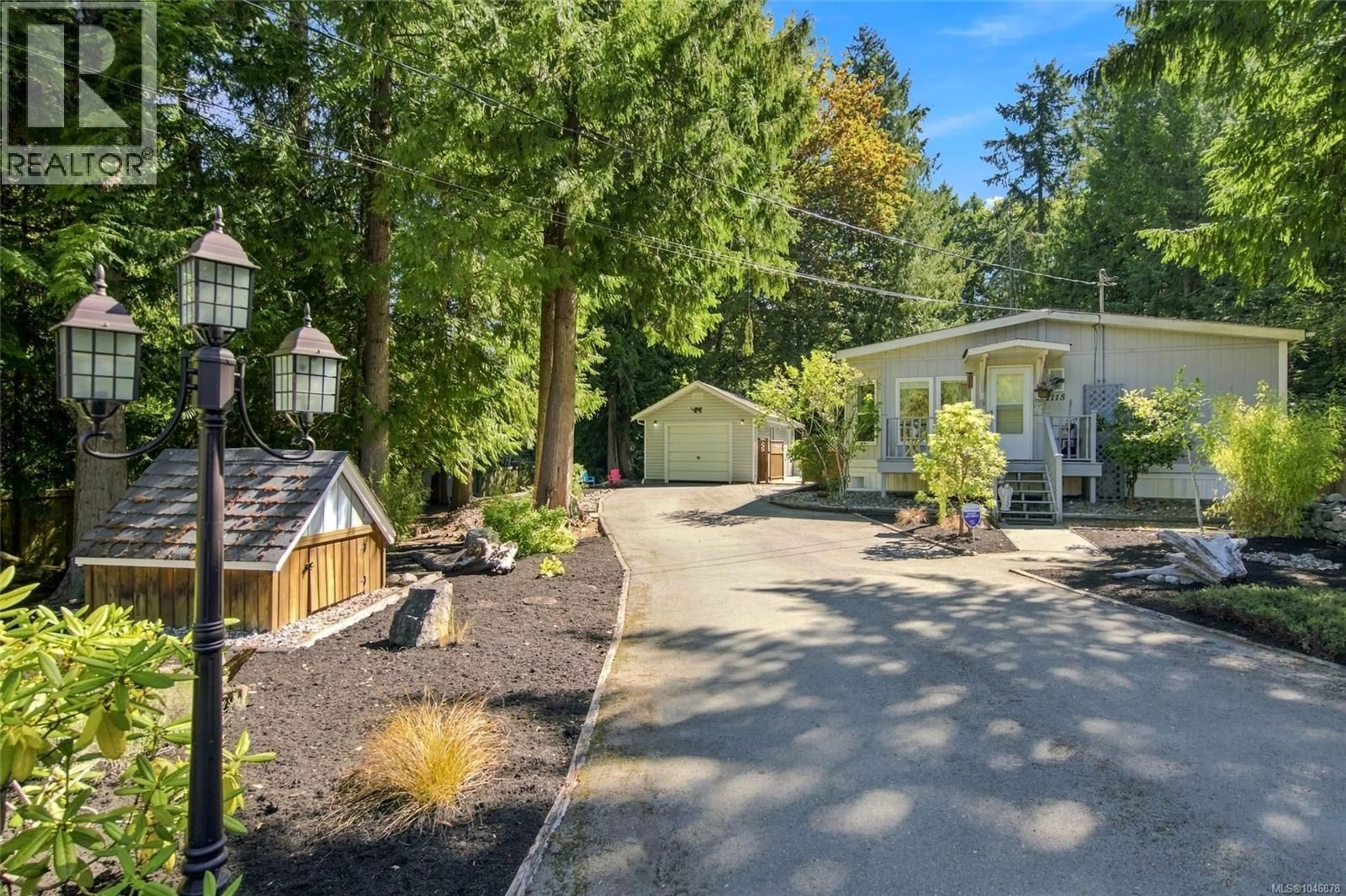 Unknown for 1115 SYMONS CRESCENT, Qualicum Beach British Columbia V9K1M8