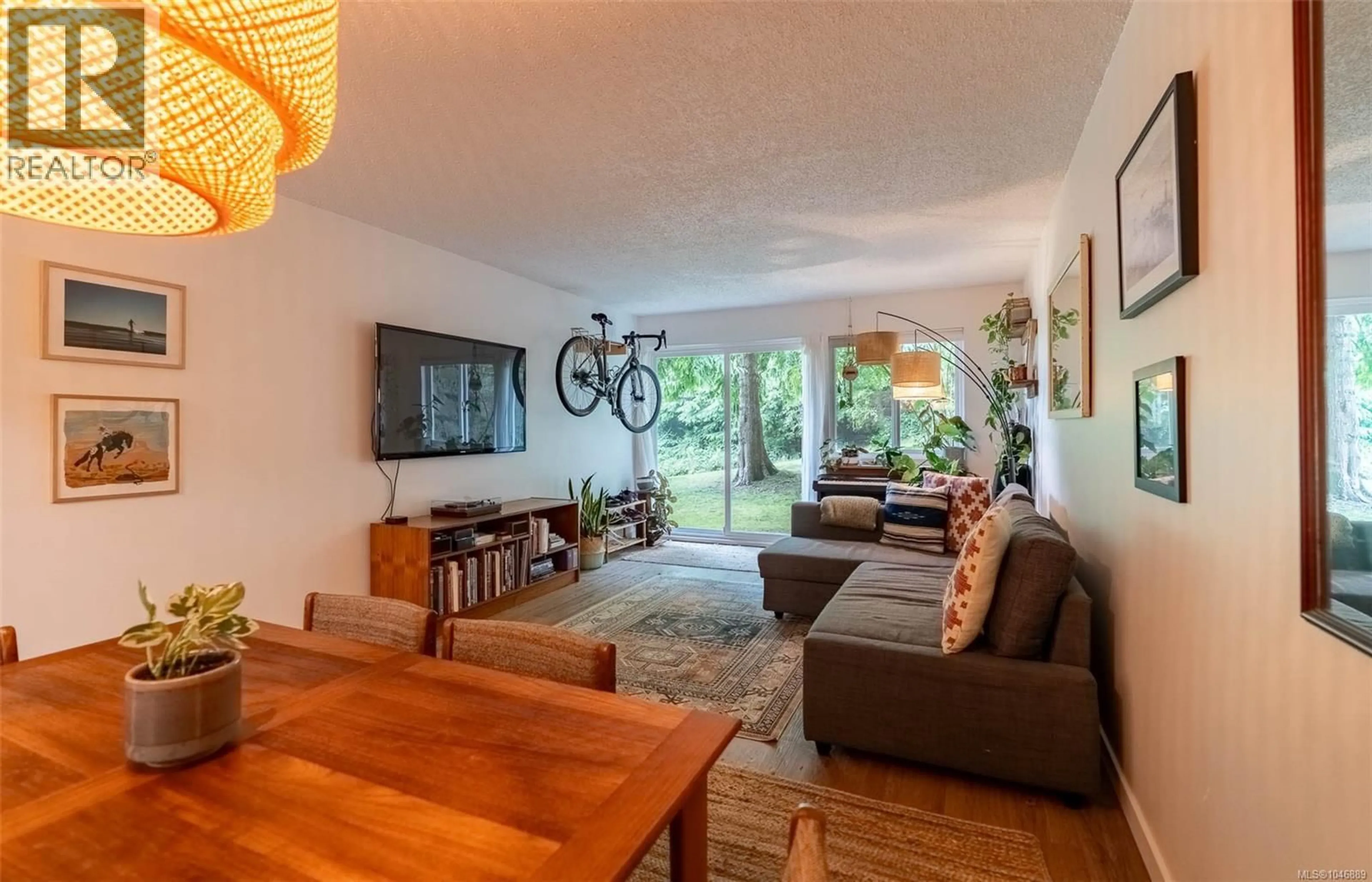 Living room with furniture, unknown for 209 - 250 HEMLOCK STREET, Ucluelet British Columbia V0R3A0