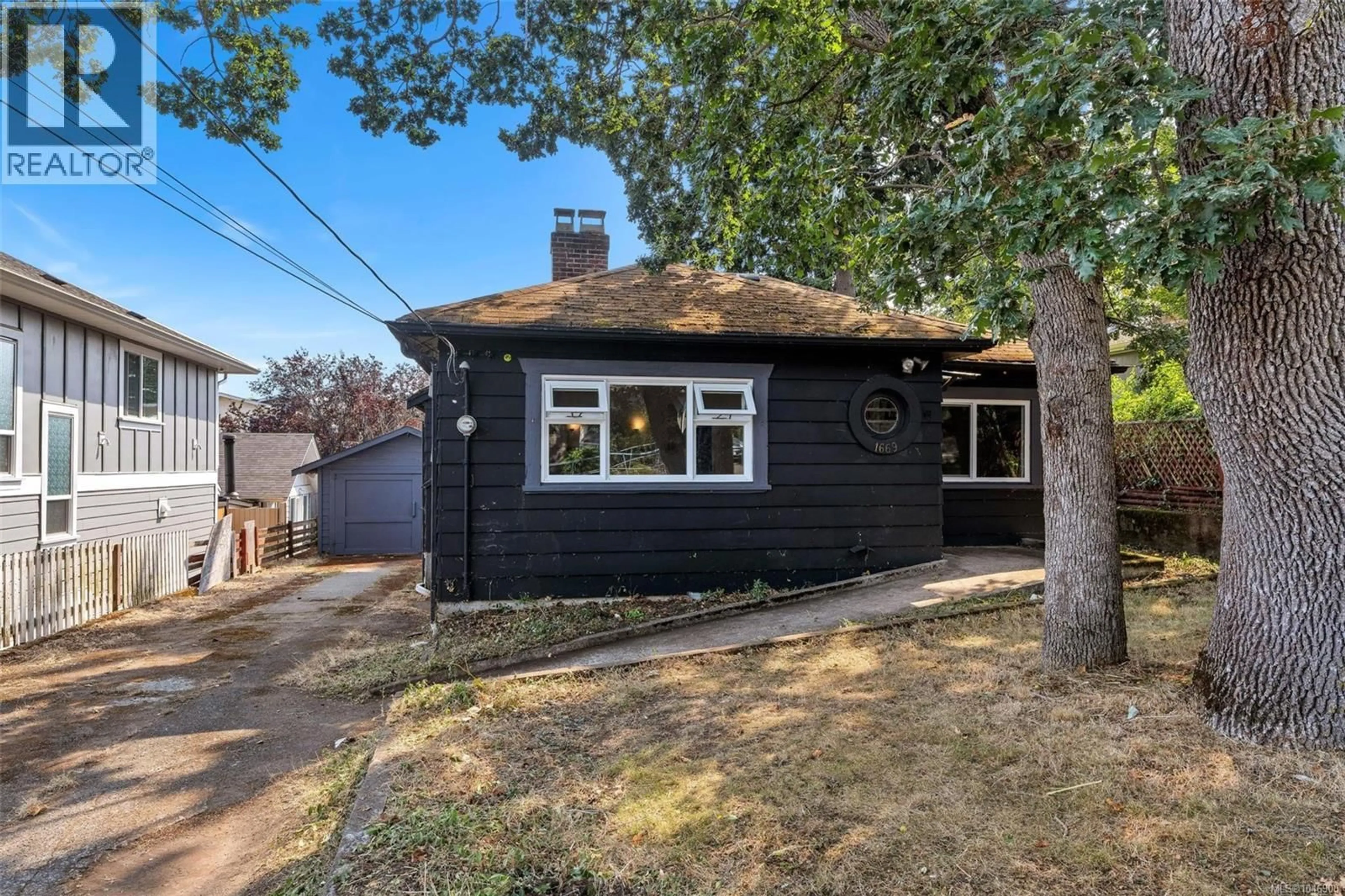 Unknown for 1669 KISBER AVENUE, Saanich British Columbia V8P2W5