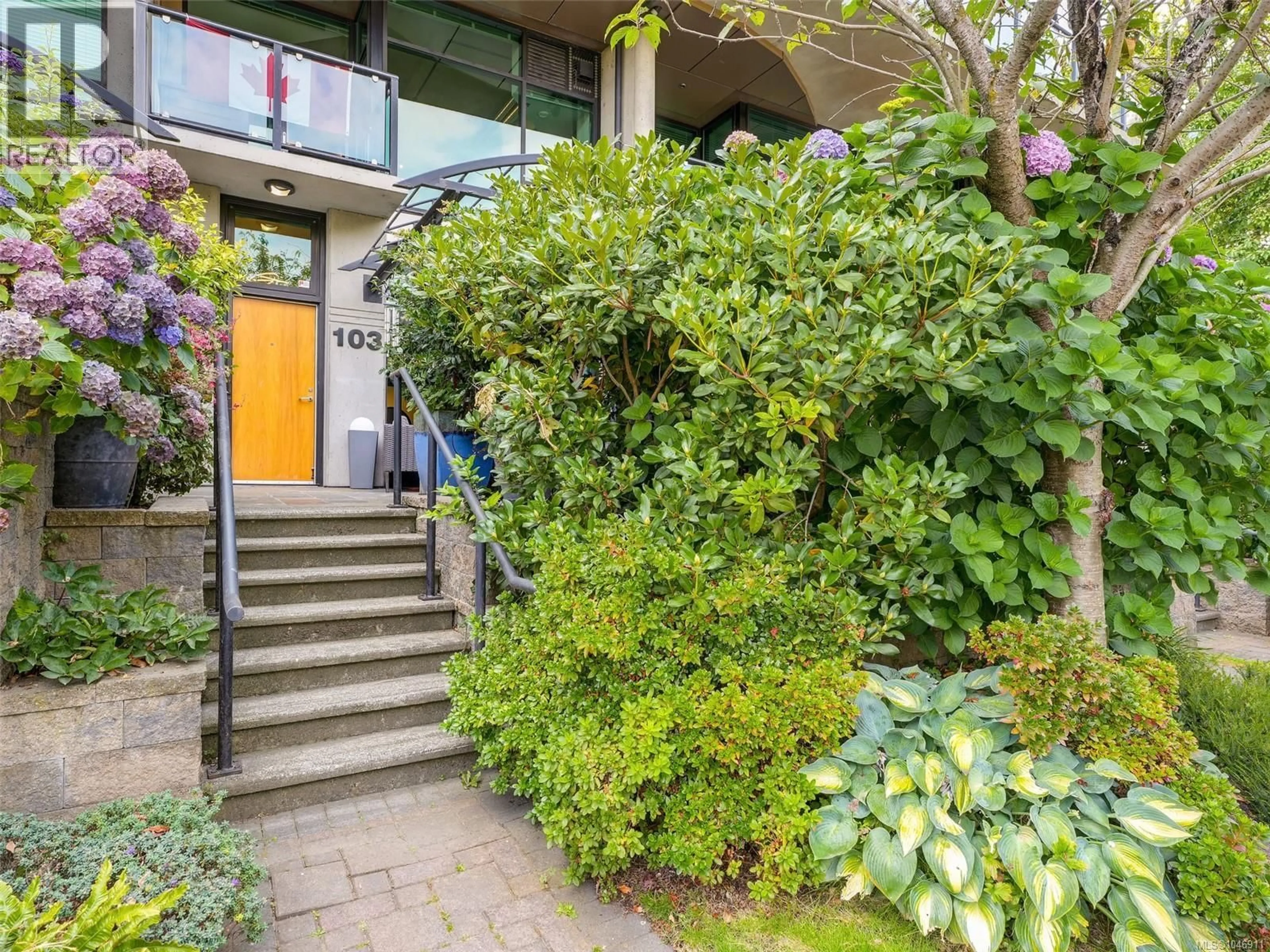 Unknown for 103 - 21 ERIE STREET, Victoria British Columbia V8V5A8