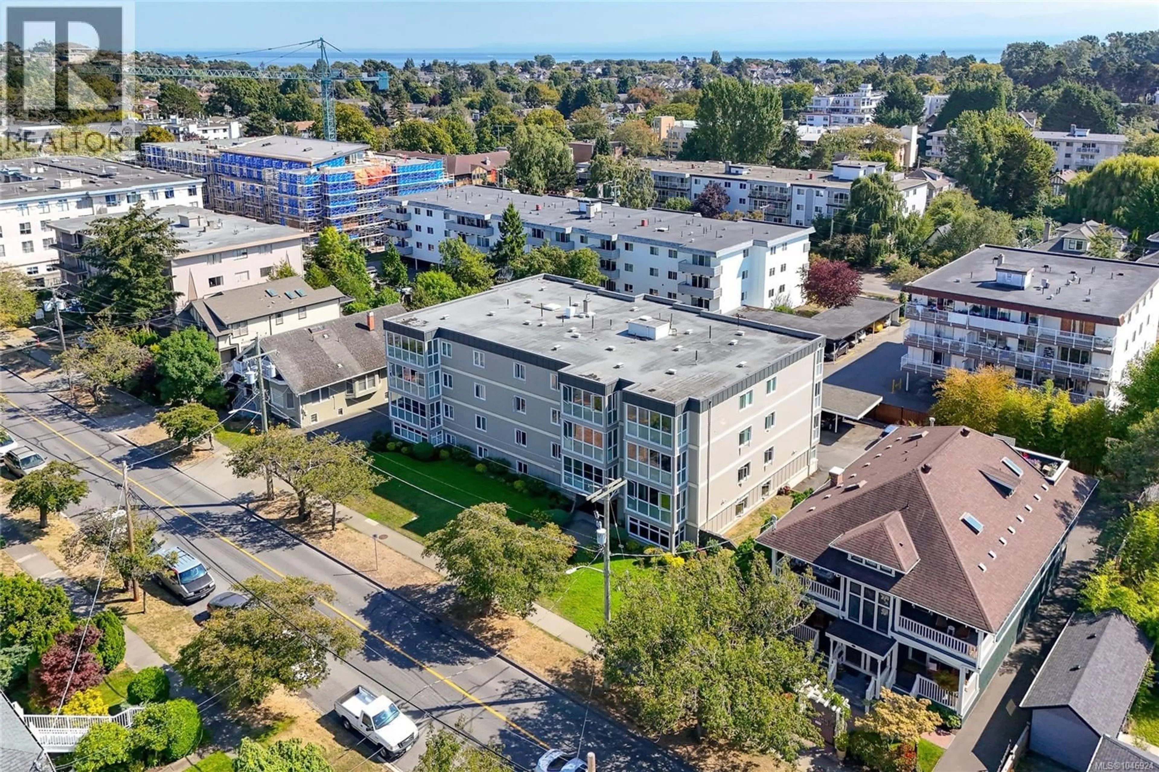 A pic from outside/outdoor area/front of a property/back of a property/a pic from drone, city buildings view from balcony for 203 - 1035 SOUTHGATE STREET, Victoria British Columbia V8V2Z1