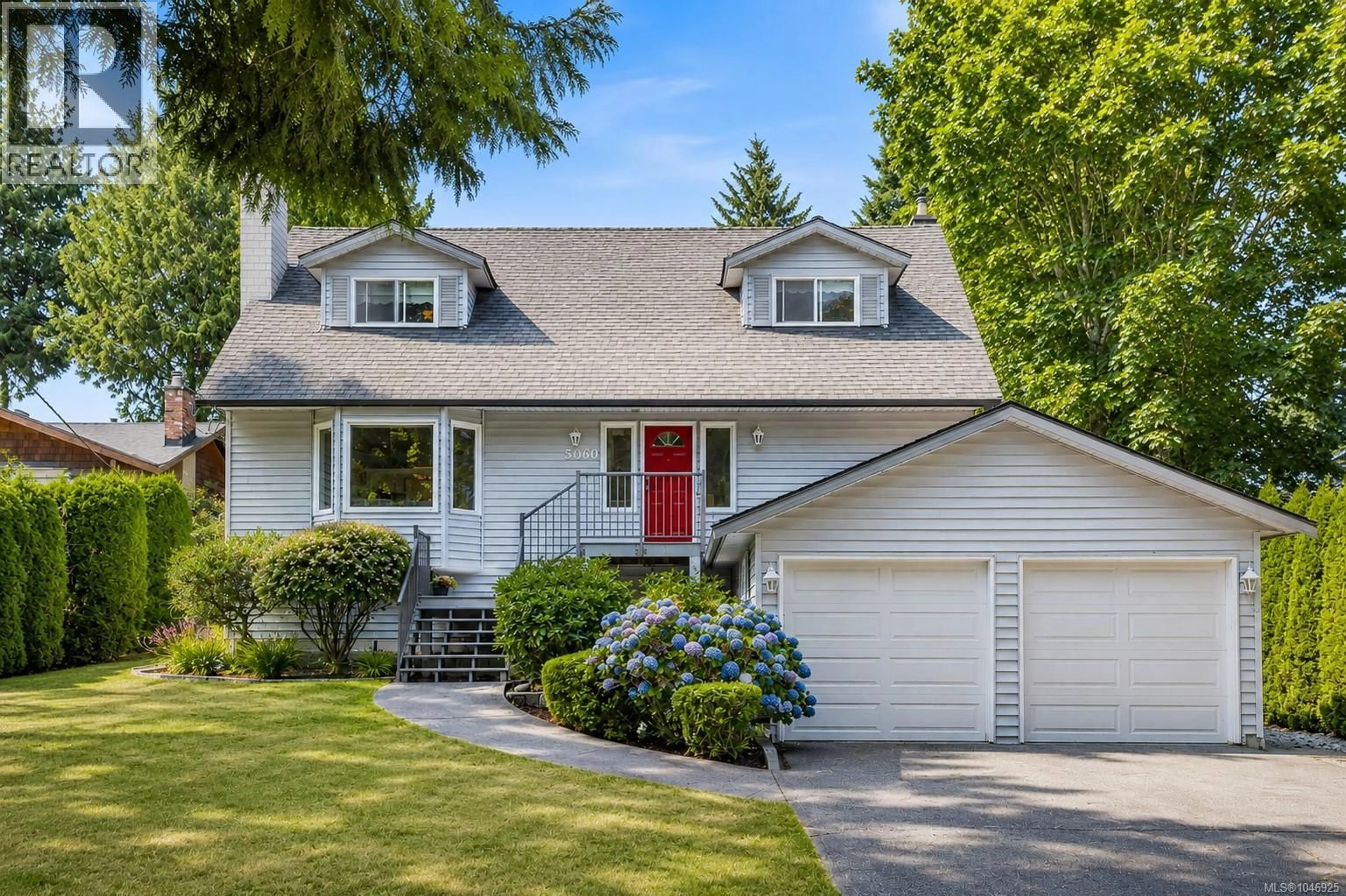 Home with vinyl exterior material, street for 5060 DEL MONTE AVENUE, Saanich British Columbia V8Y1W8