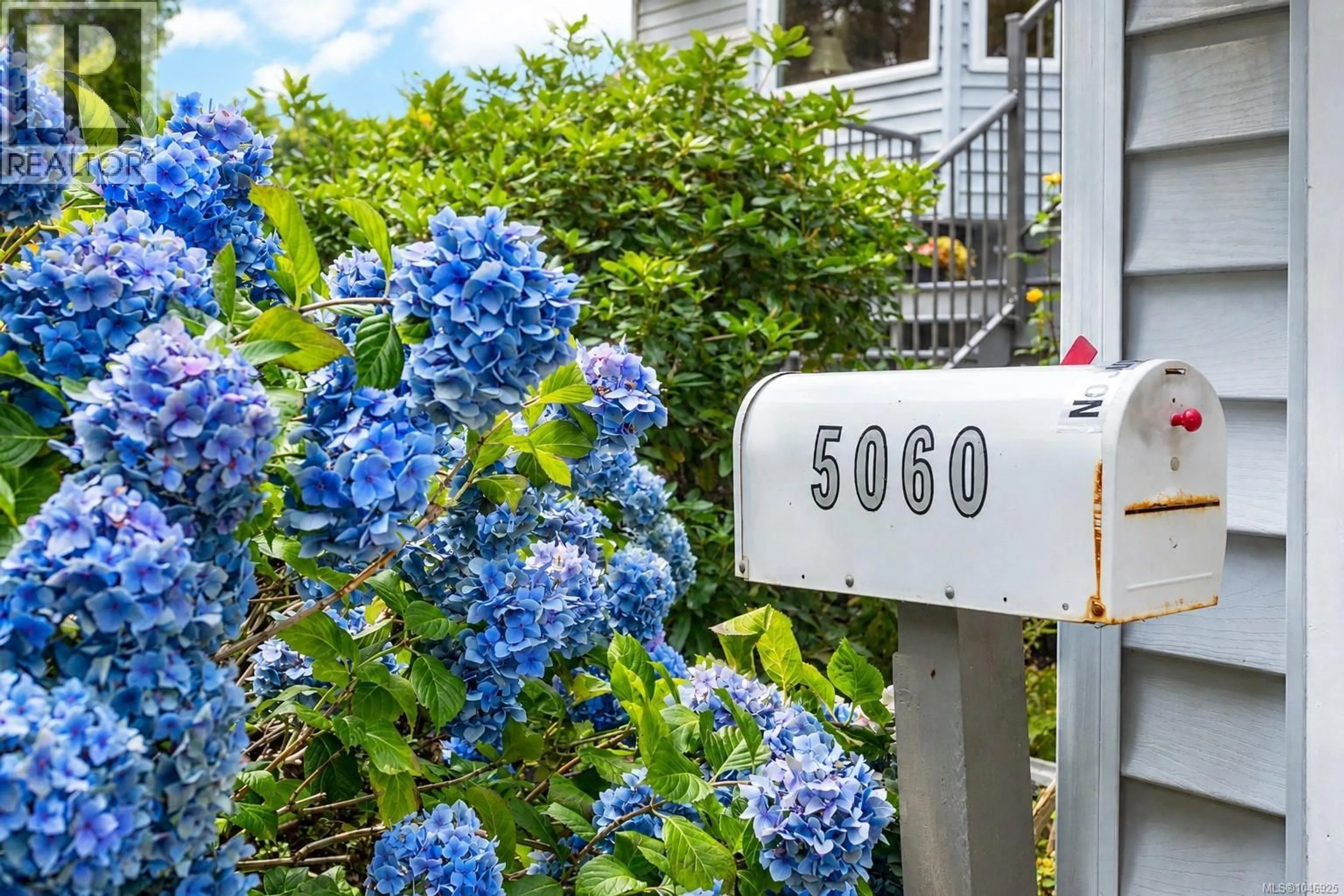 Unknown for 5060 DEL MONTE AVENUE, Saanich British Columbia V8Y1W8