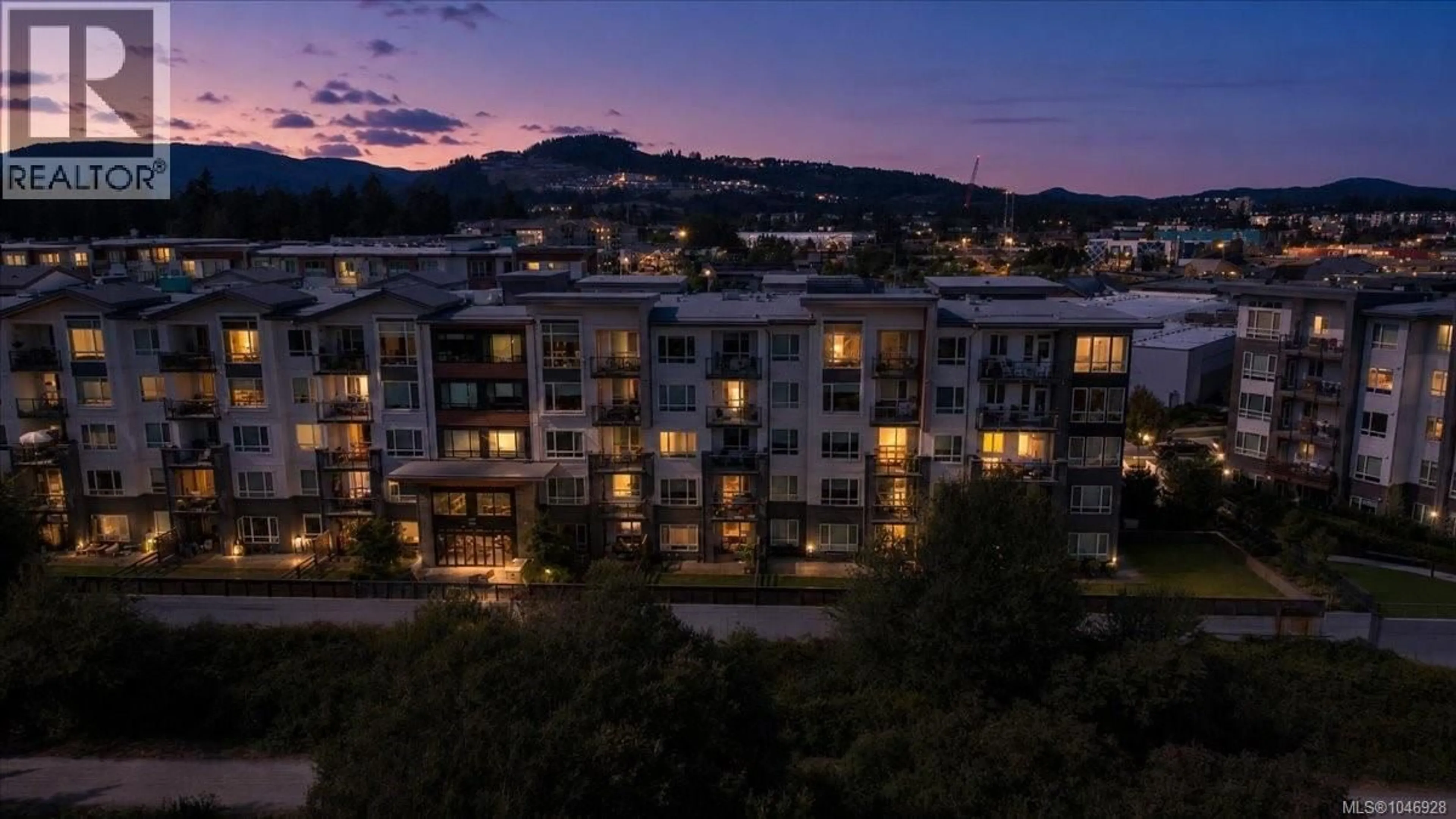 A pic from outside/outdoor area/front of a property/back of a property/a pic from drone, mountain view for 505 - 940 REUNION AVENUE, Langford British Columbia V9B0W6