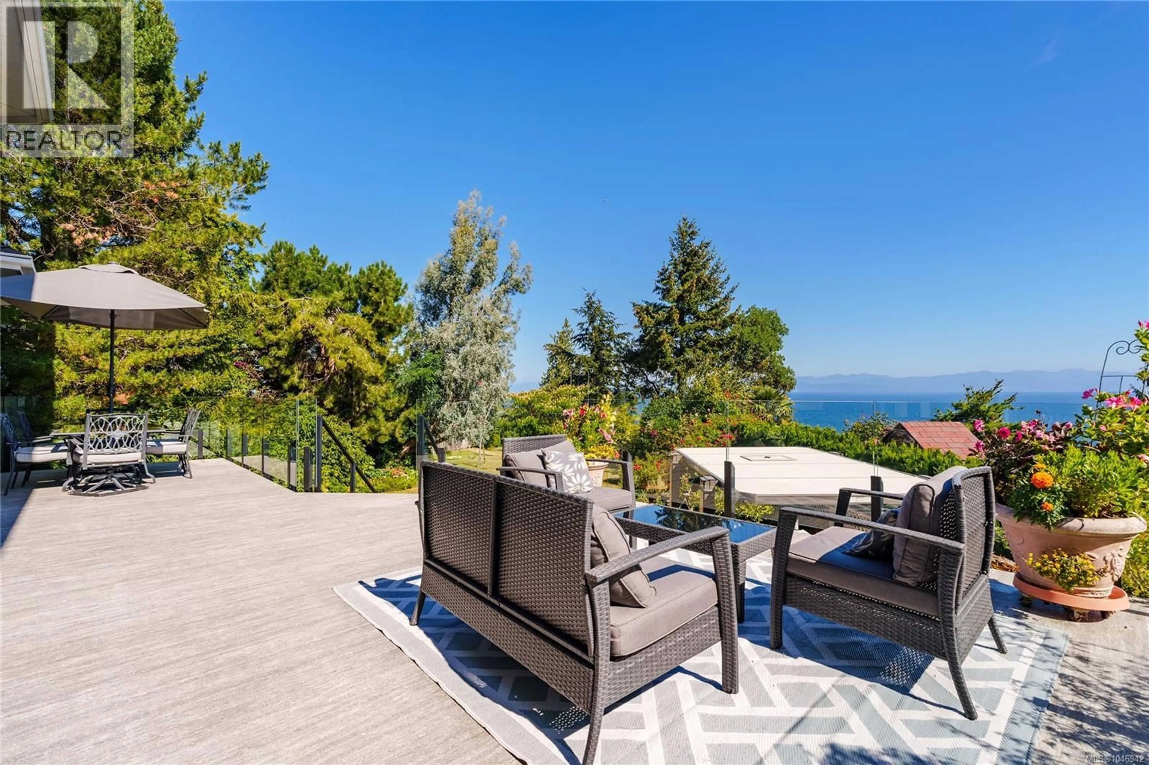 Patio, water/lake/river/ocean view for 6002 ICARUS DRIVE, Nanaimo British Columbia V9V1C8