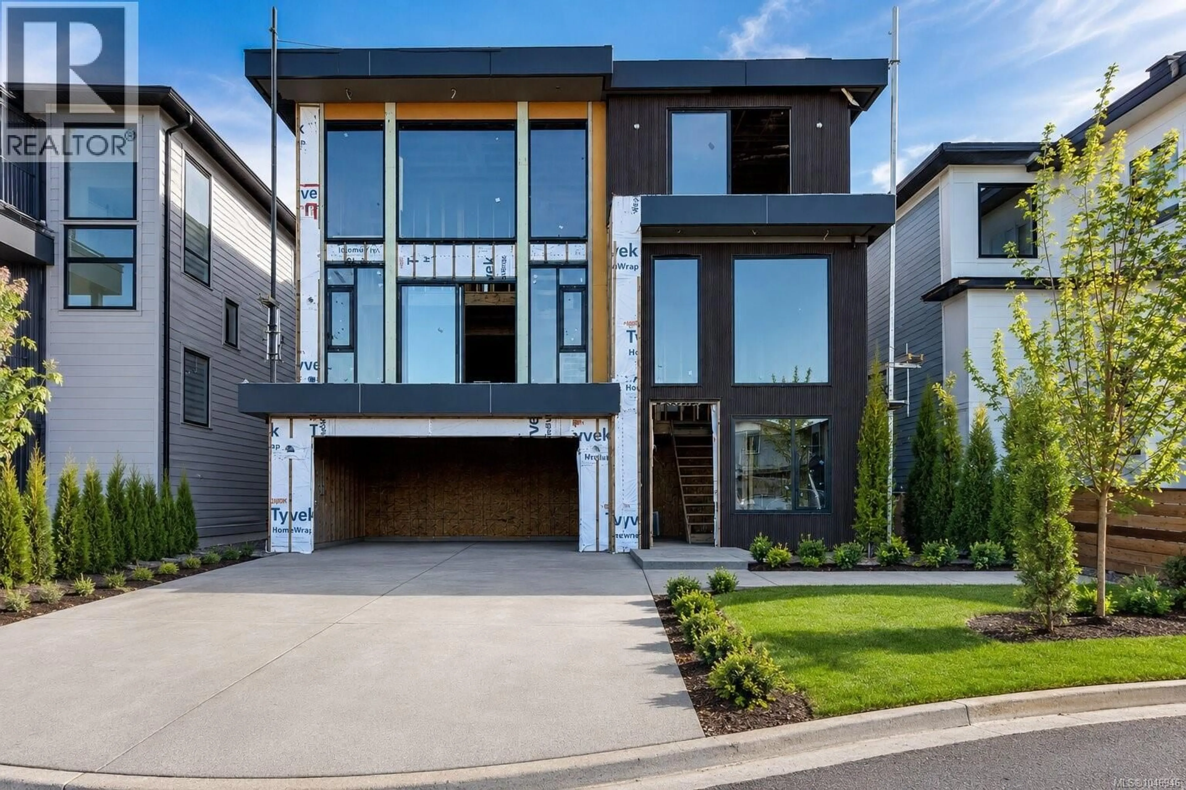 Home with vinyl exterior material, street for 3435 CALDERA COURT, Langford British Columbia V9B6Z8