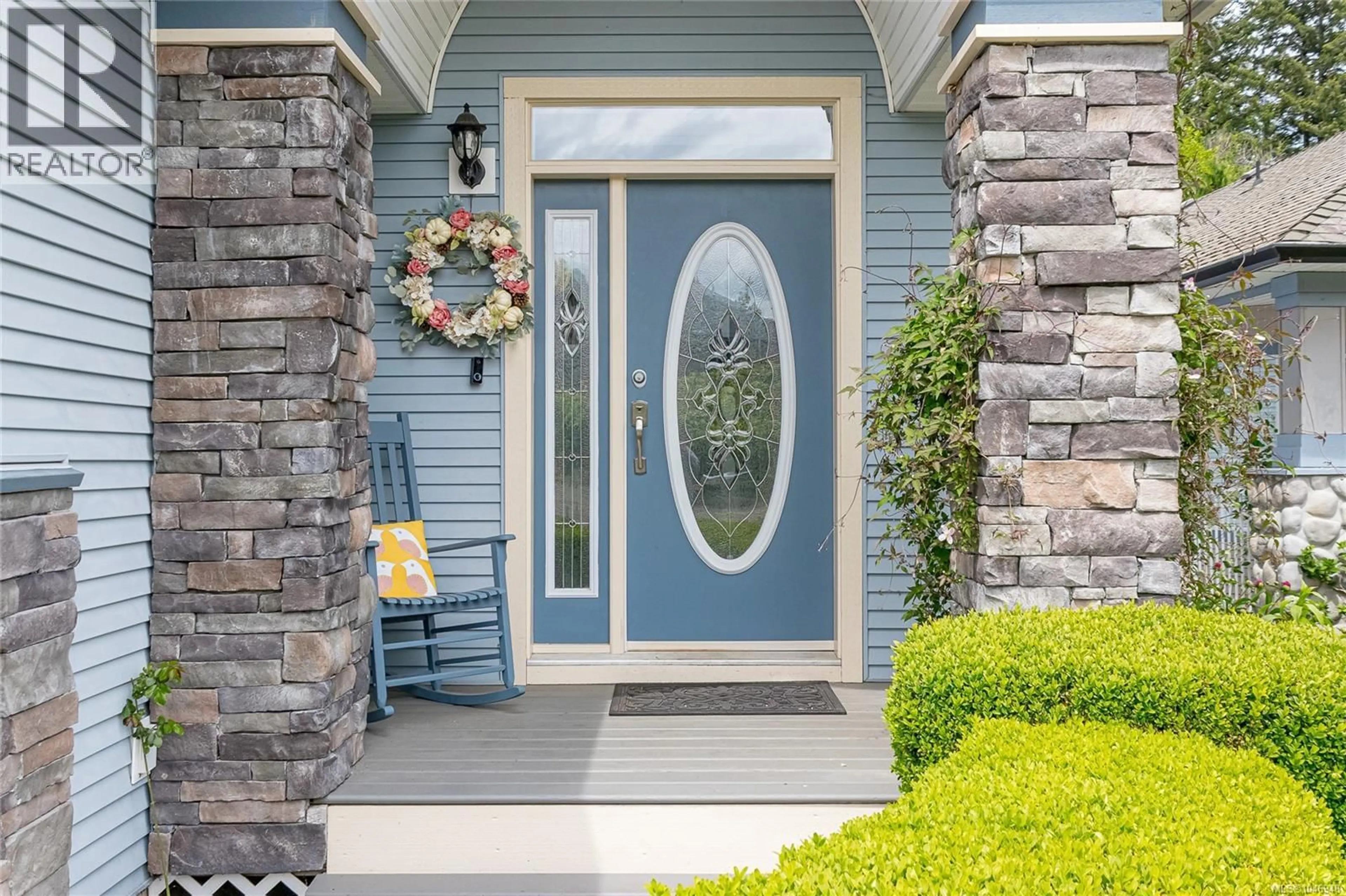 Indoor entryway for 6355 HERONS PLACE, Duncan British Columbia V9L6Z3