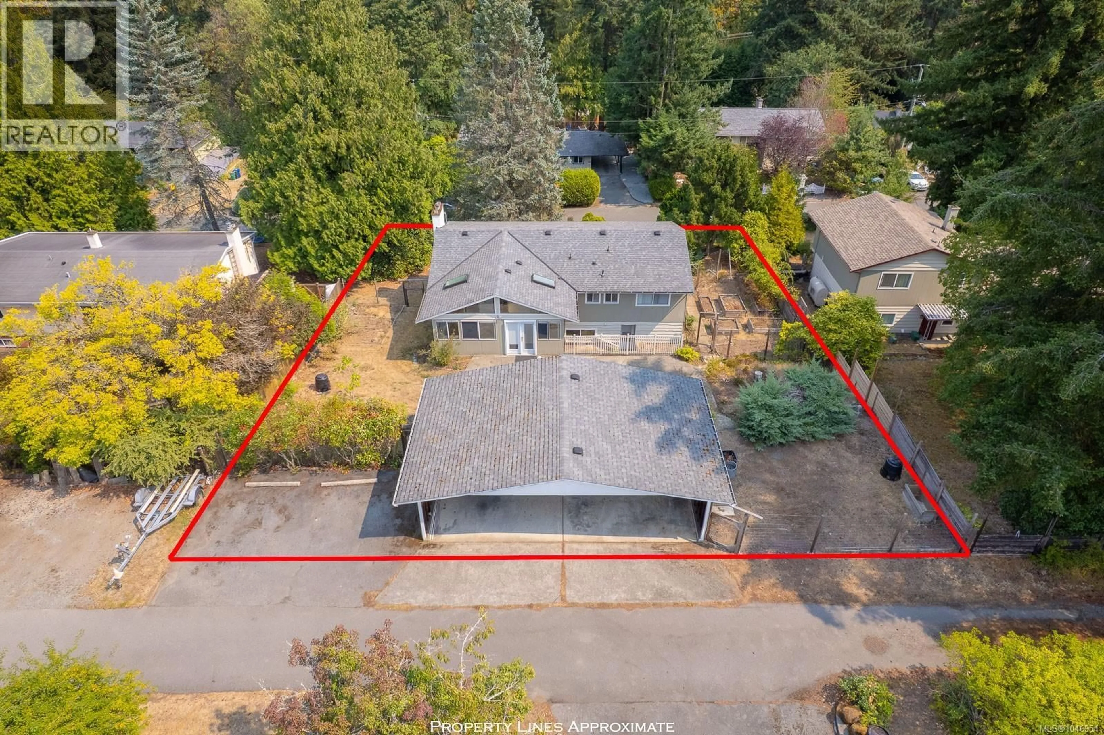 A pic from outside/outdoor area/front of a property/back of a property/a pic from drone, street for 159 EMERY WAY, Nanaimo British Columbia V9R2A9