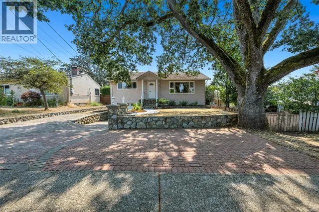 3107 HARRIET ROAD, Victoria 2