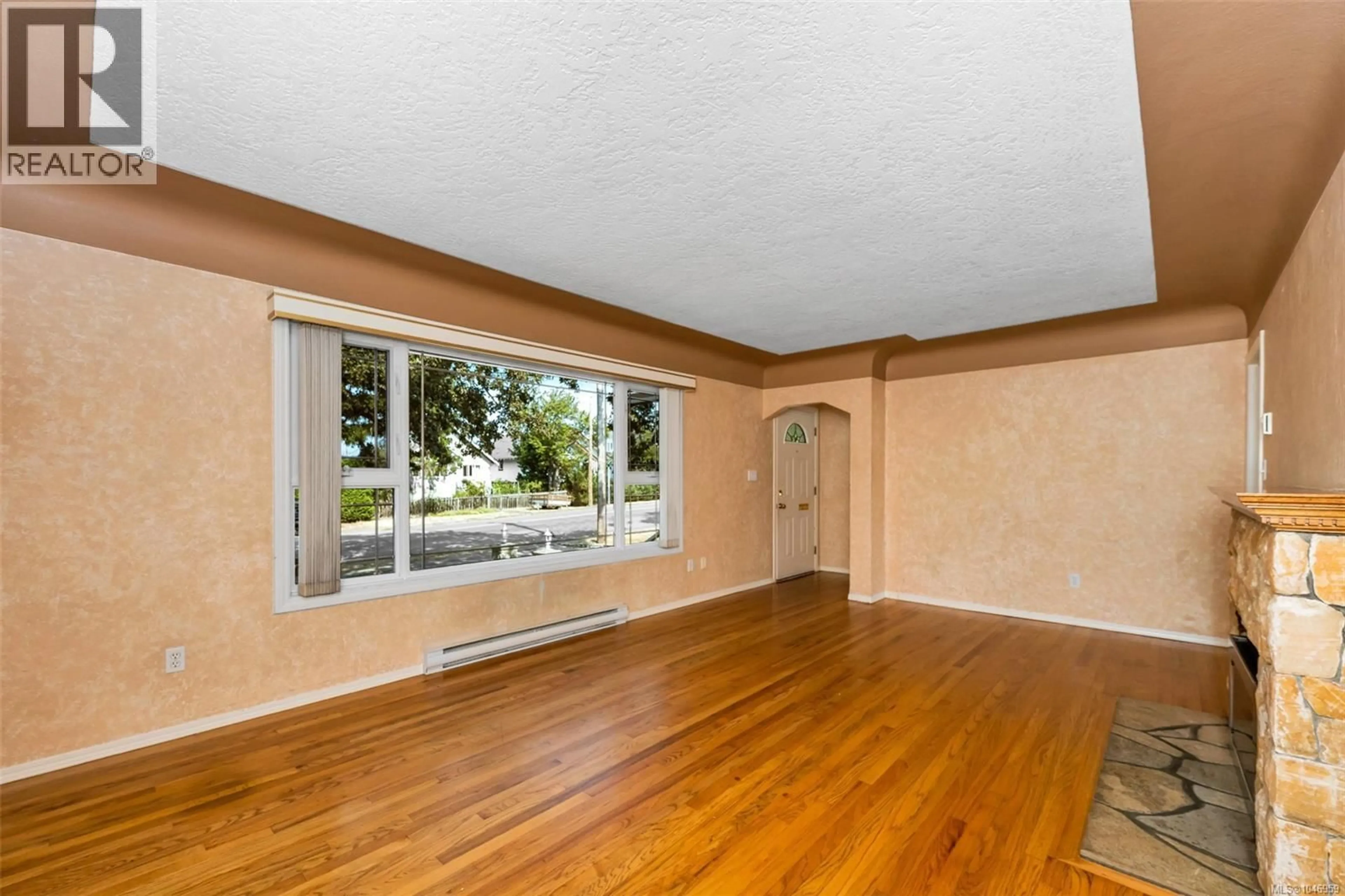 A pic of a room for 3107 HARRIET ROAD, Victoria British Columbia V9A1T7