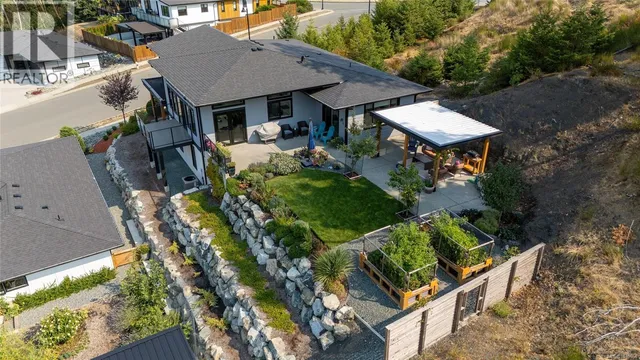 6218 HIGHWOOD DRIVE, Duncan 2