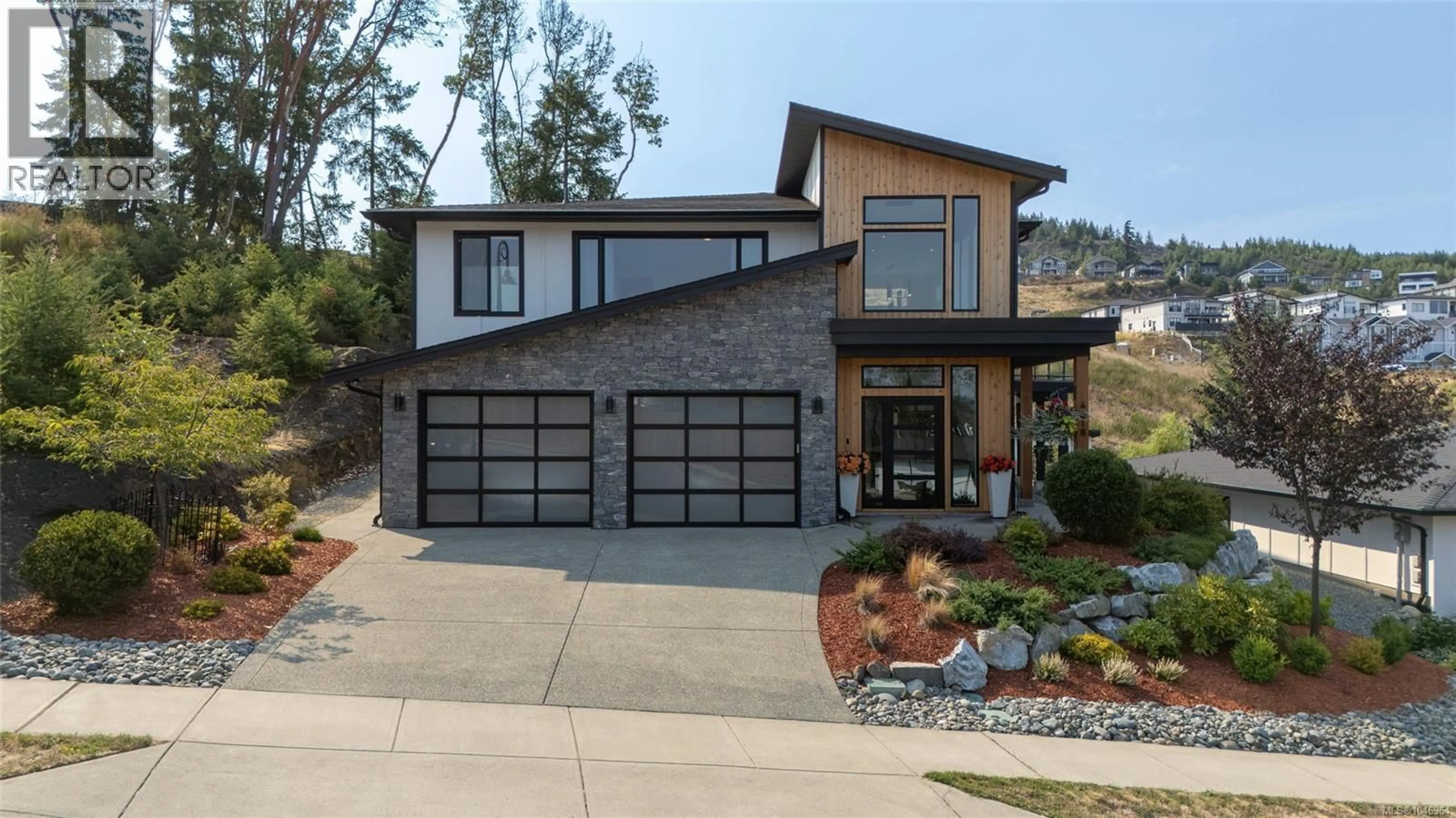 Home with brick exterior material, street for 6218 HIGHWOOD DRIVE, Duncan British Columbia V9L0H5