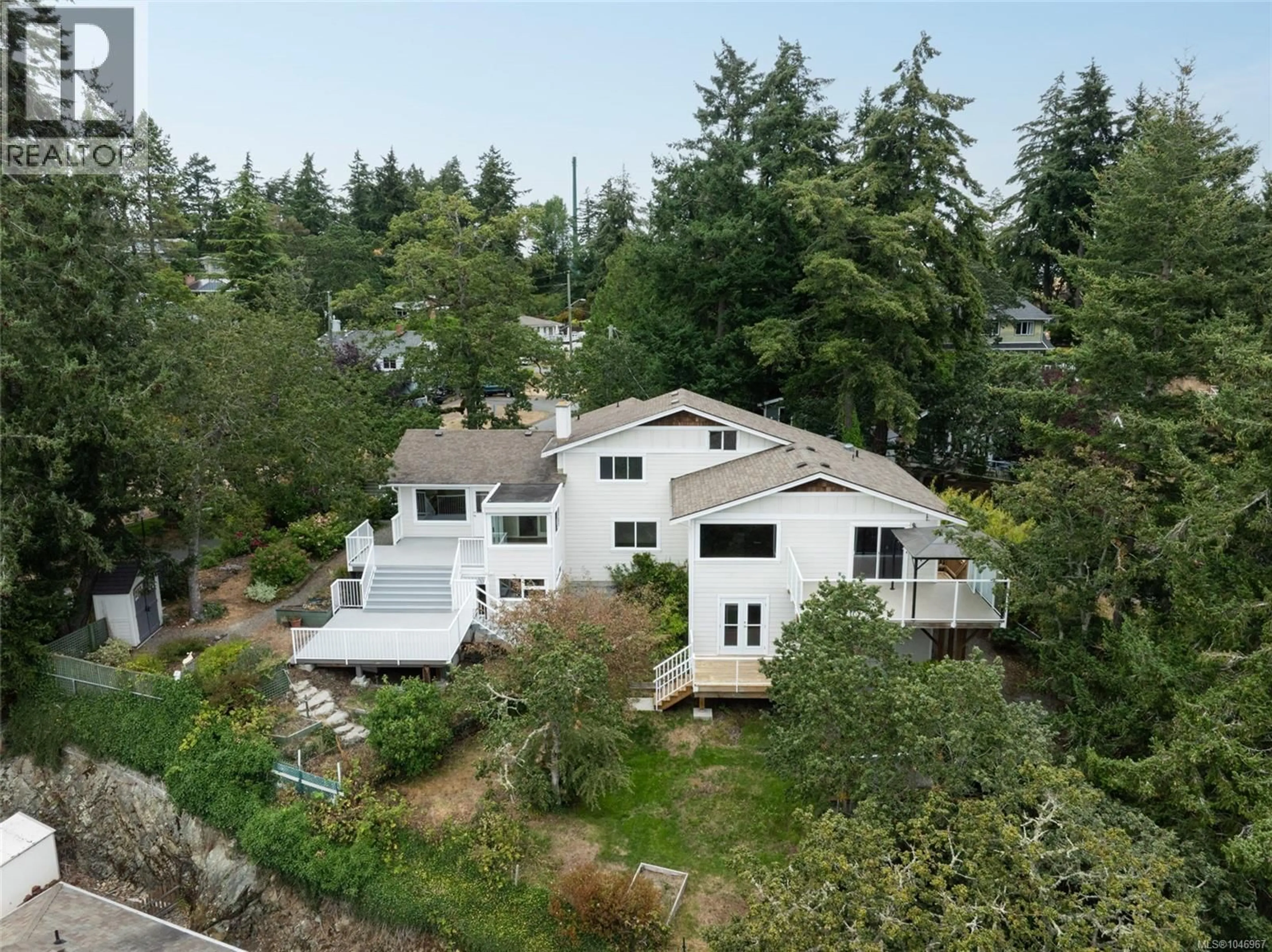 A pic from outside/outdoor area/front of a property/back of a property/a pic from drone, mountain view for 253/255 HEDDLE AVENUE, View Royal British Columbia V9B1T9