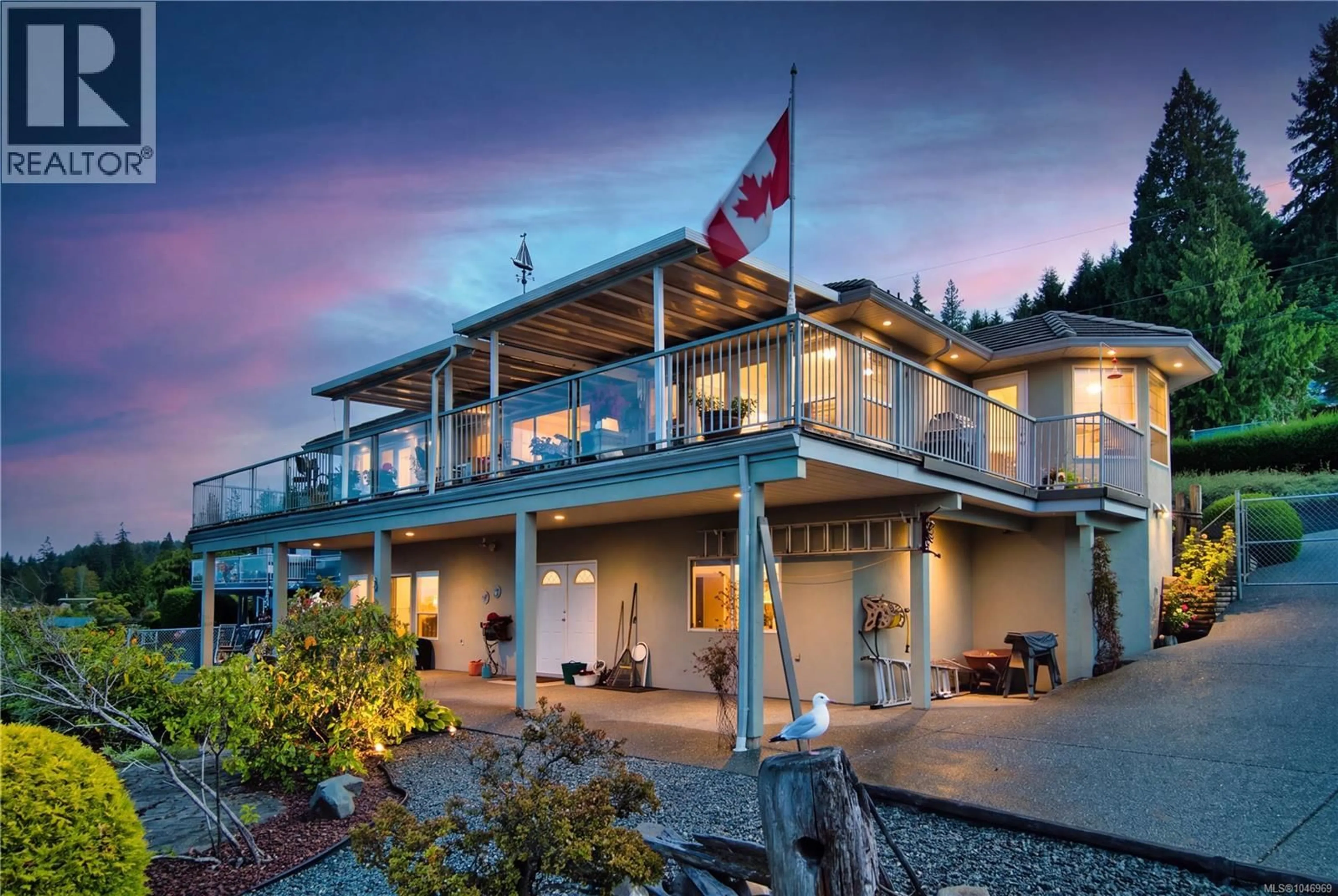 Patio, unknown for 5200 LAGUNA WAY, Nanaimo British Columbia V9T5L7