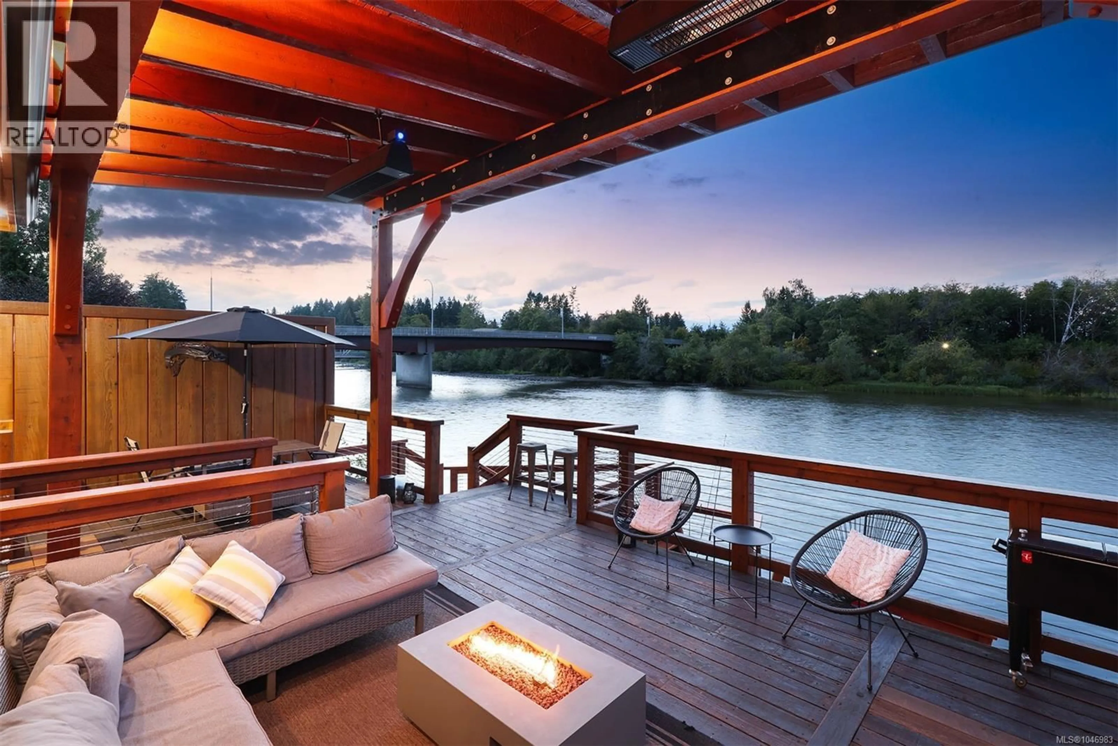 Patio, water/lake/river/ocean view for 1960 19TH AVENUE, Campbell River British Columbia V9W4M7
