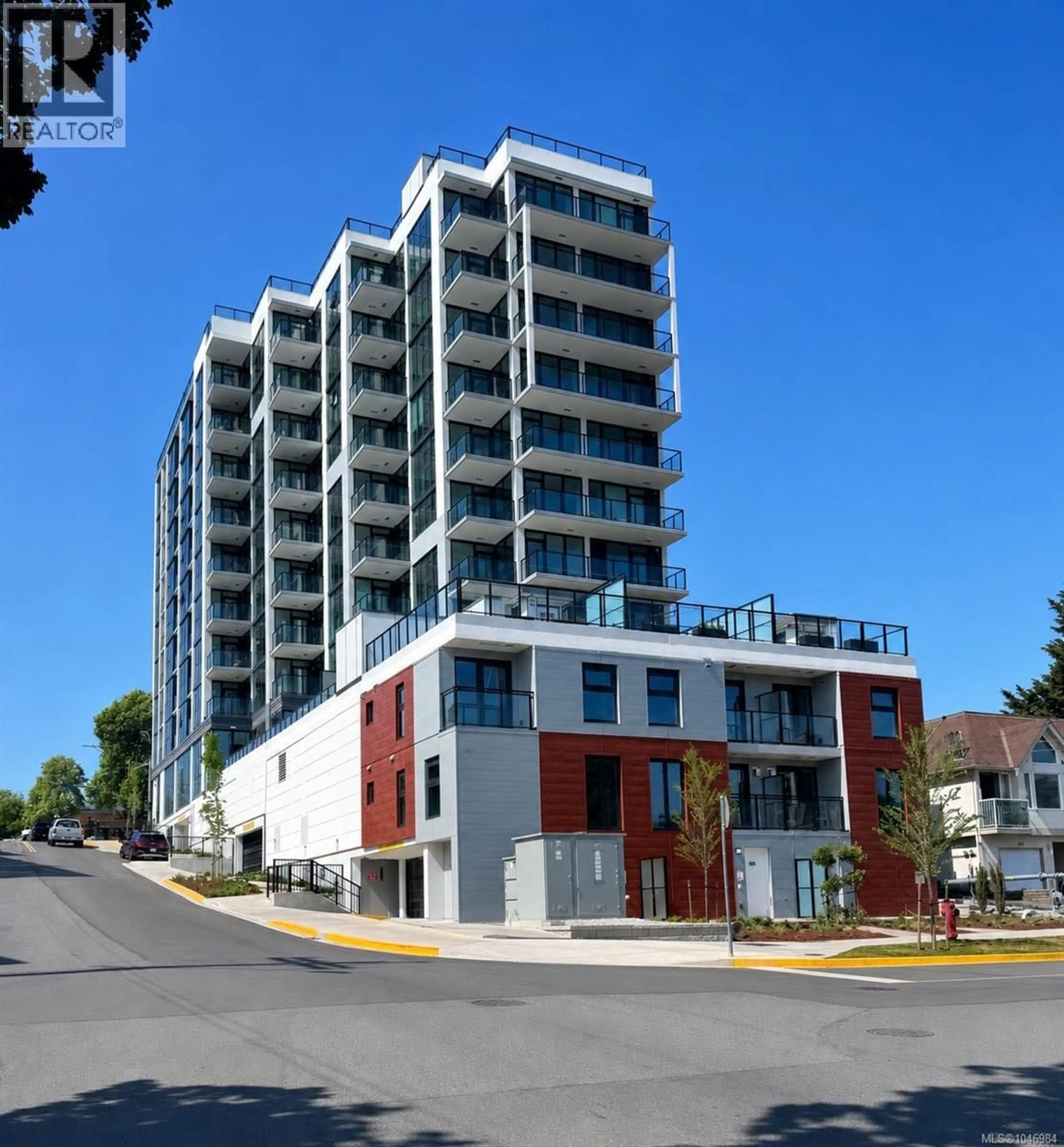 A pic from outside/outdoor area/front of a property/back of a property/a pic from drone, building for 905 - 899 ESQUIMALT ROAD, Esquimalt British Columbia V9A3M5
