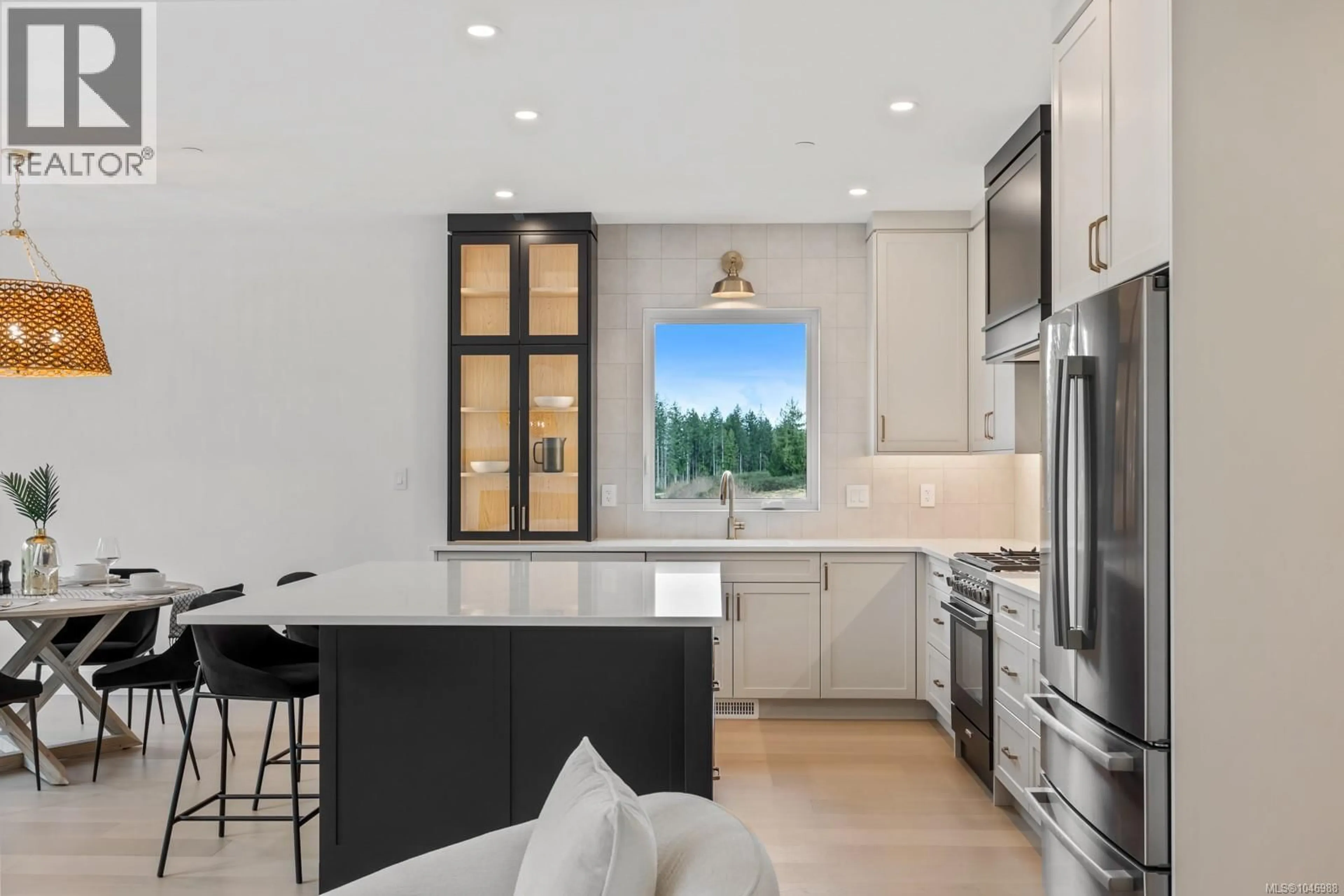 Contemporary kitchen, ceramic/tile floor for 1886 CROWN ISLE BOULEVARD, Courtenay British Columbia V9N0K1