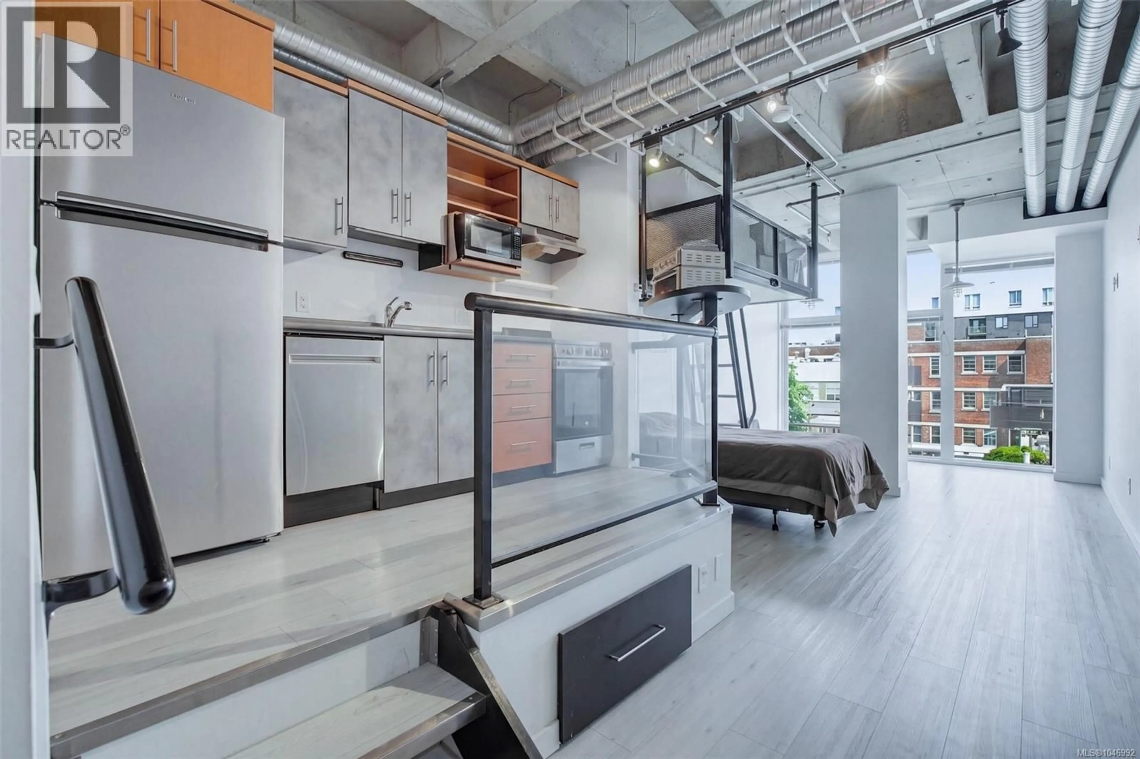 Open concept kitchen, unknown for 303 - 1061 FORT STREET, Victoria British Columbia V8V3K5