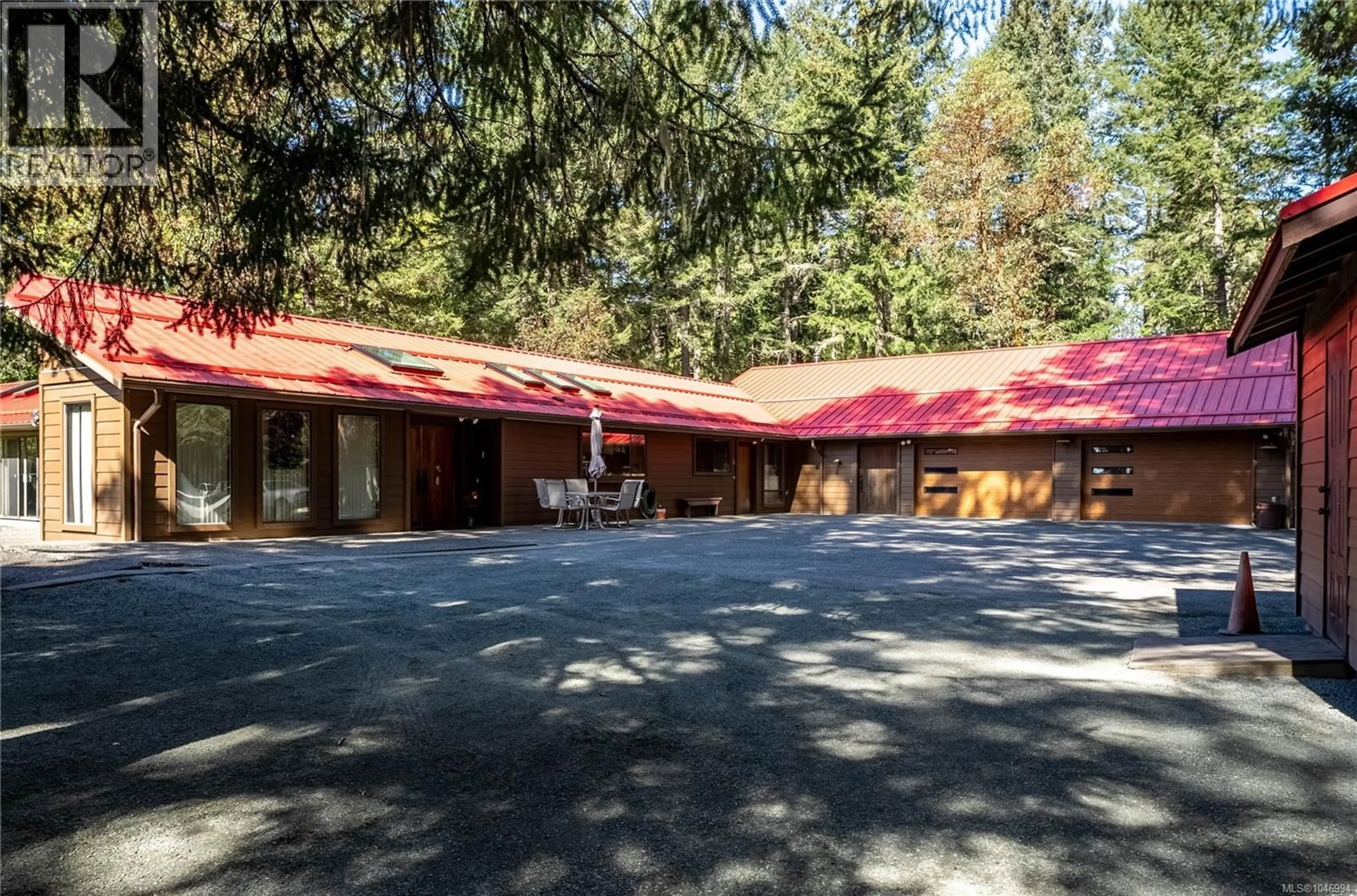 Patio, unknown for 1698 MILLSTREAM ROAD, Highlands British Columbia V9B6E7