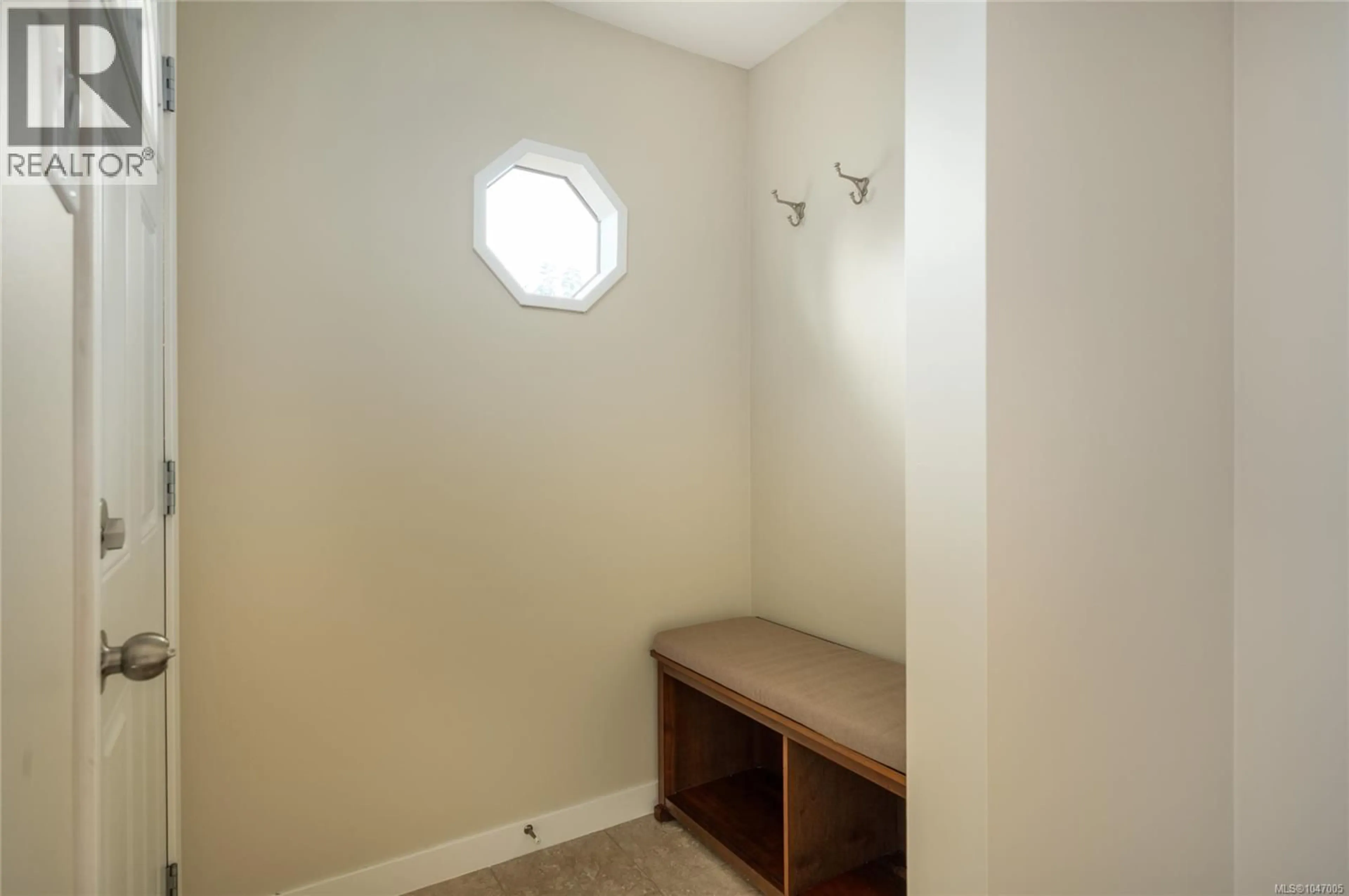 A pic of a room for 740 BEGBIE STREET, Nanaimo British Columbia V9S1N8