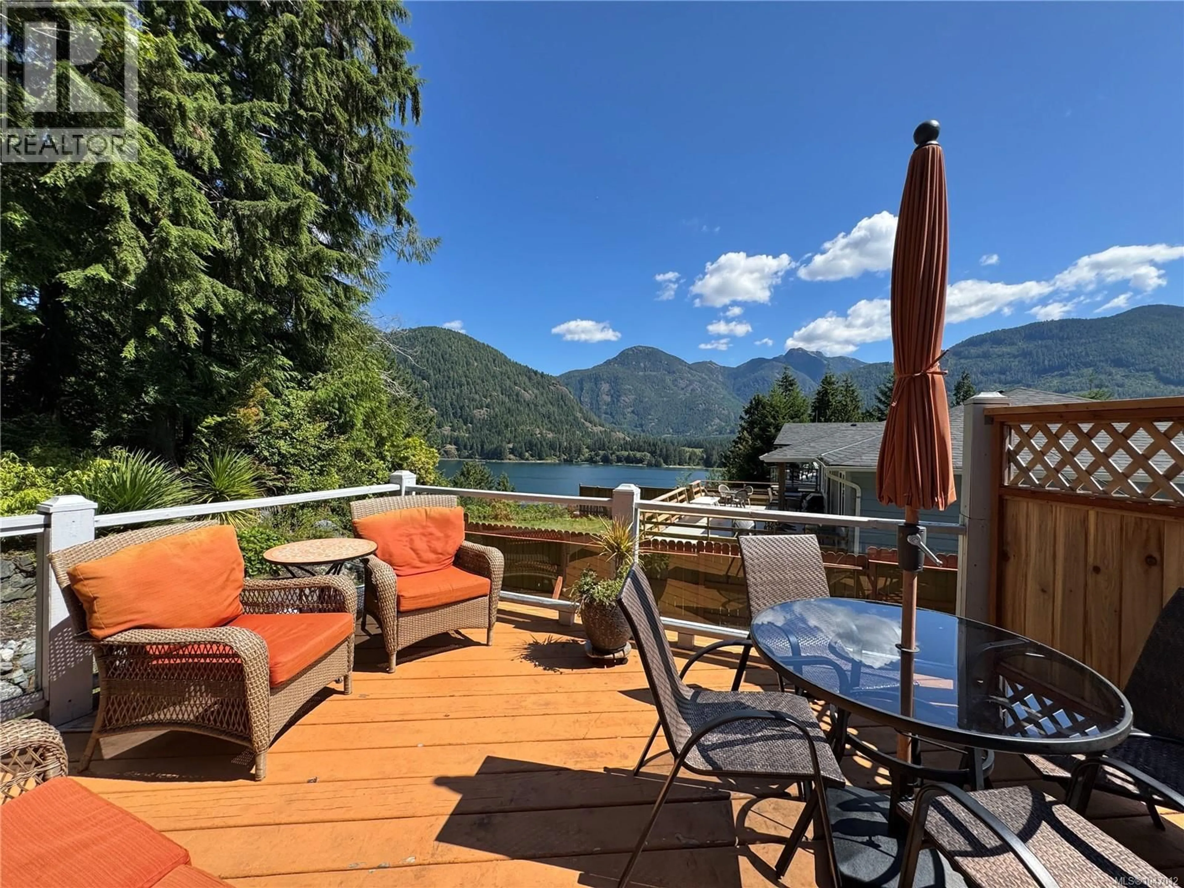 Patio, water/lake/river/ocean view for 929 PRINCESS VICTORIA VIEW, Tahsis British Columbia V0P1X0