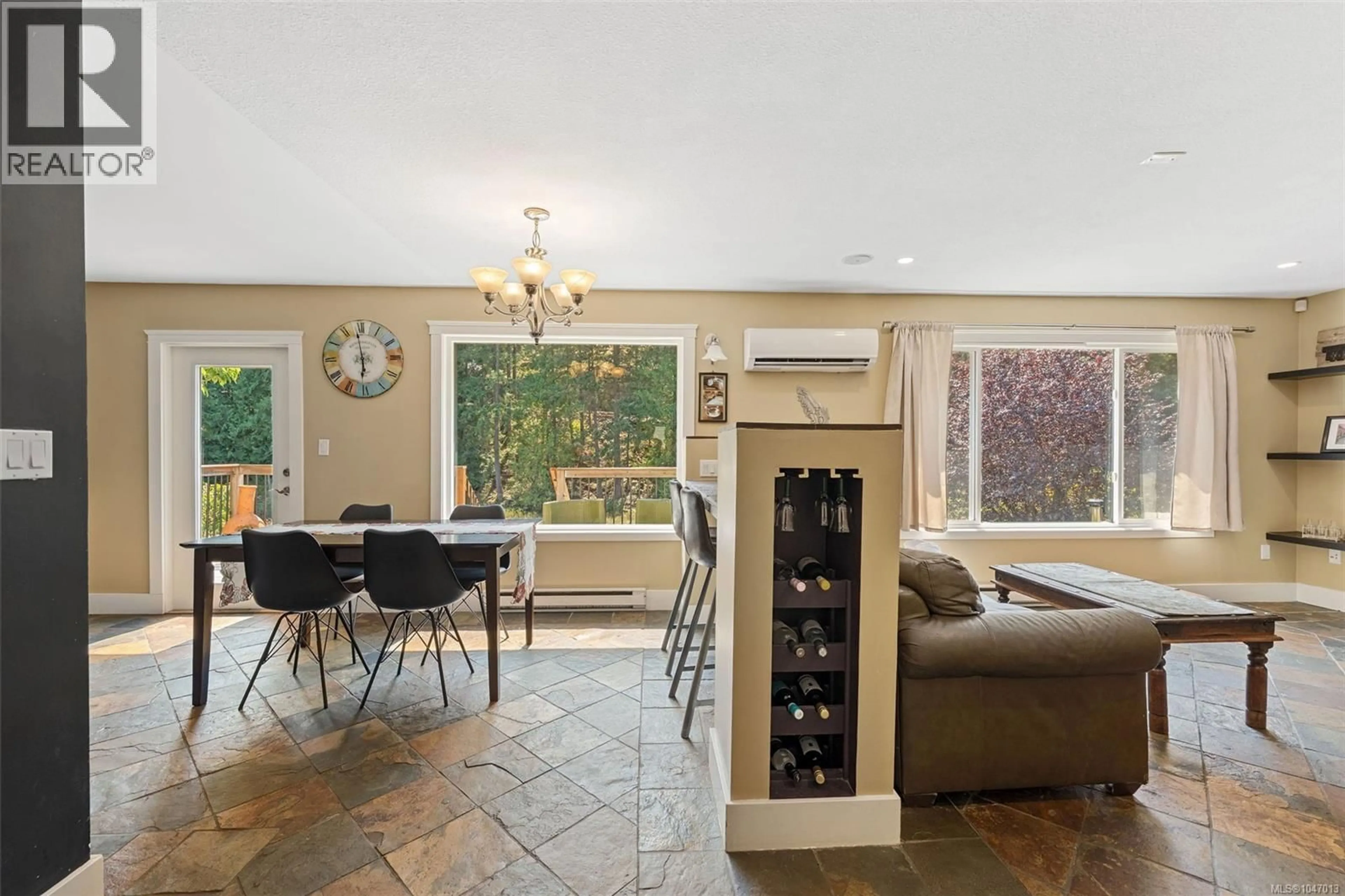 Dining room, ceramic/tile floor for 4105 ROSS ROAD, Nanaimo British Columbia V9T4M9