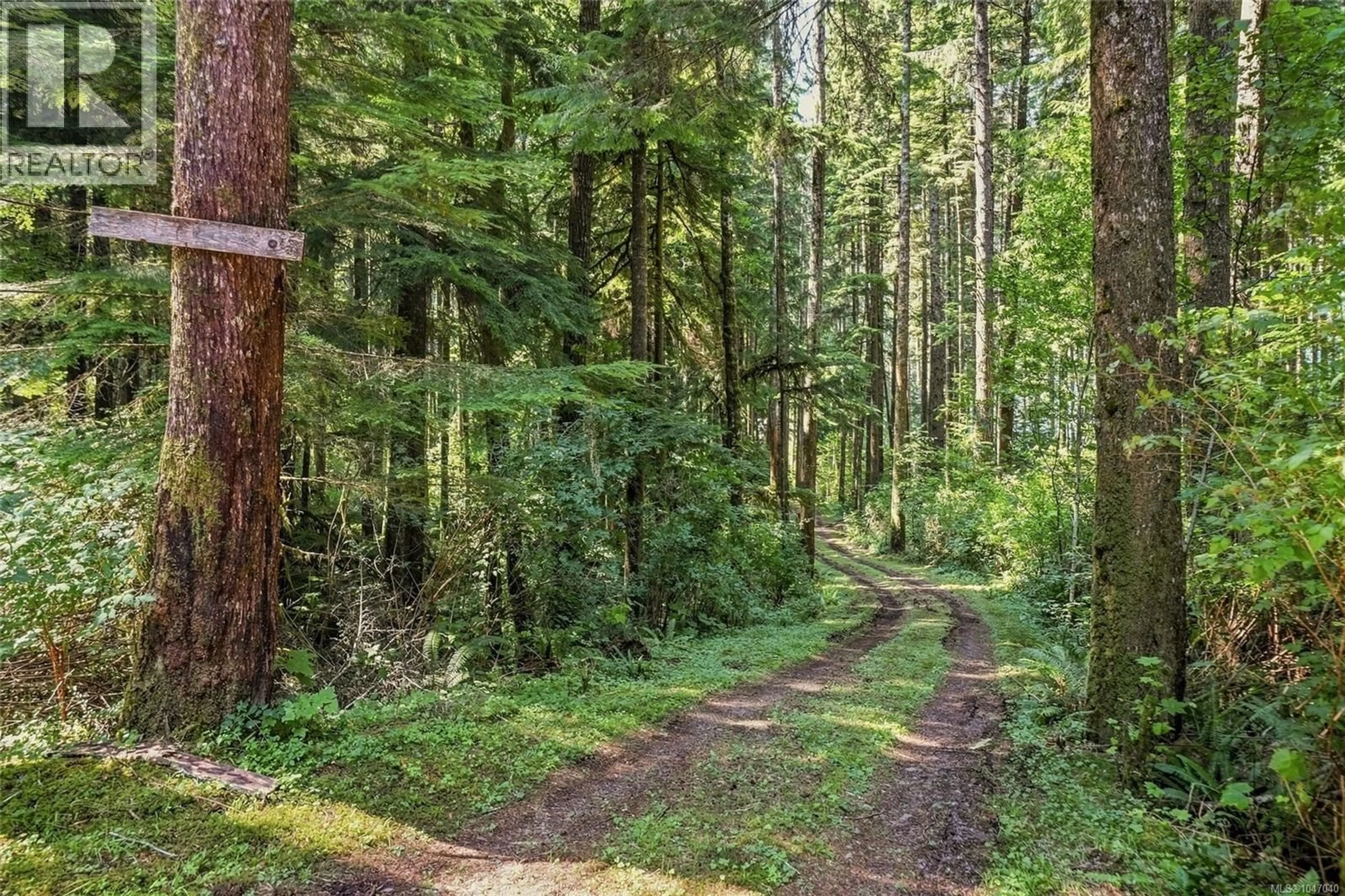 Unknown for 5 HEADQUARTERS BAY, Port Alberni British Columbia V0R1B0