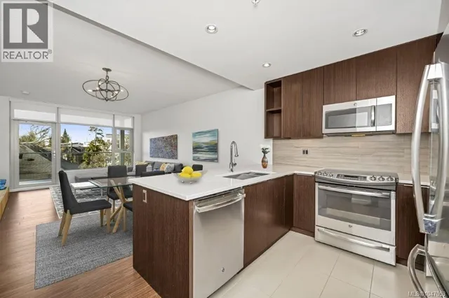 303 - 640 MICHIGAN STREET, Victoria 2