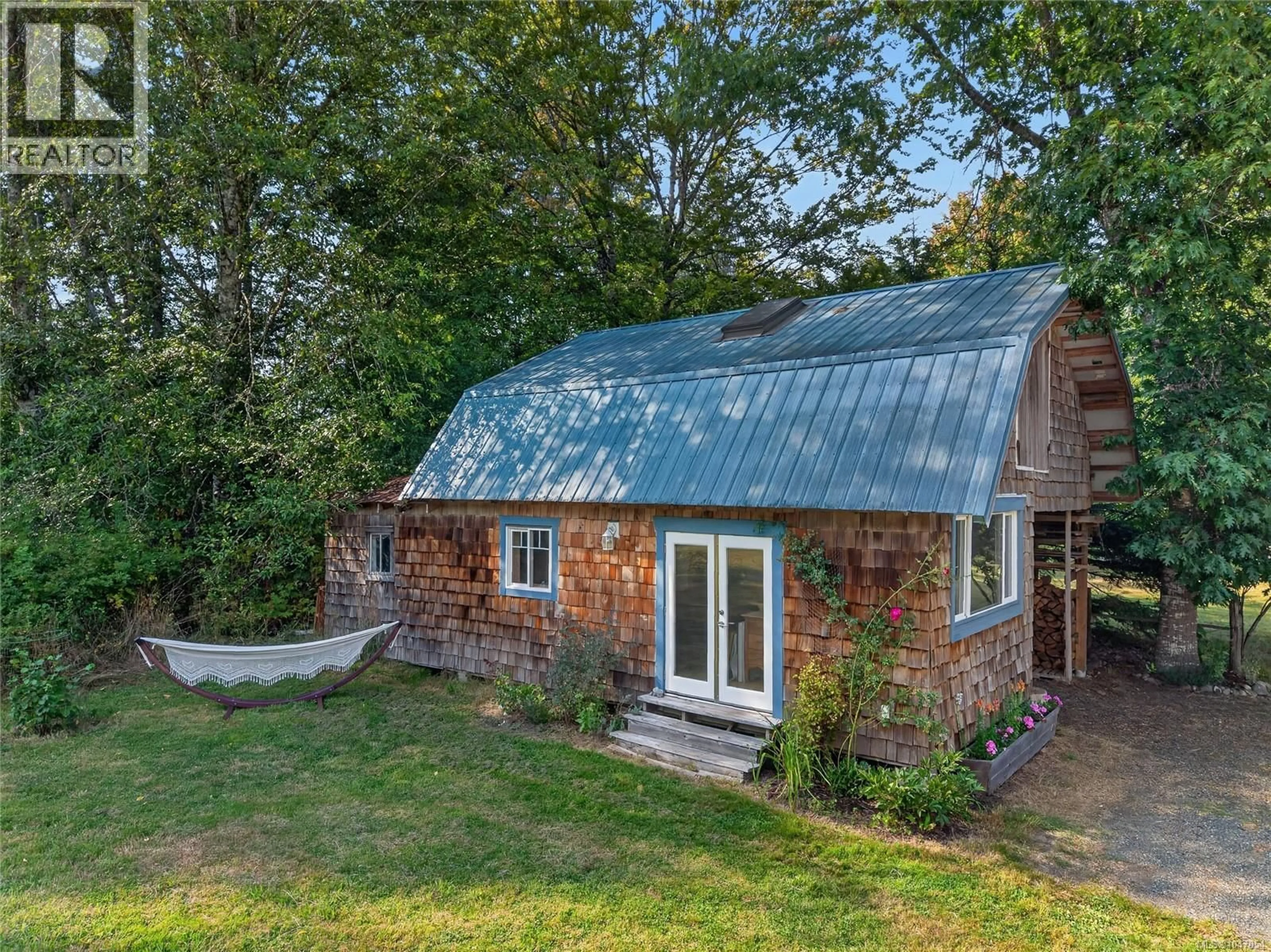 A pic from outside/outdoor area/front of a property/back of a property/a pic from drone, unknown for 6565/6553 FITZGERALD ROAD, Merville British Columbia V9J1N7