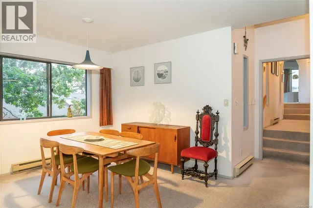 3574 MCINNIS RISE, Saanich 5