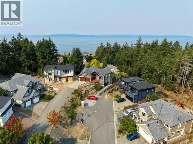 4819 WHALLEY WAY, Nanaimo 2