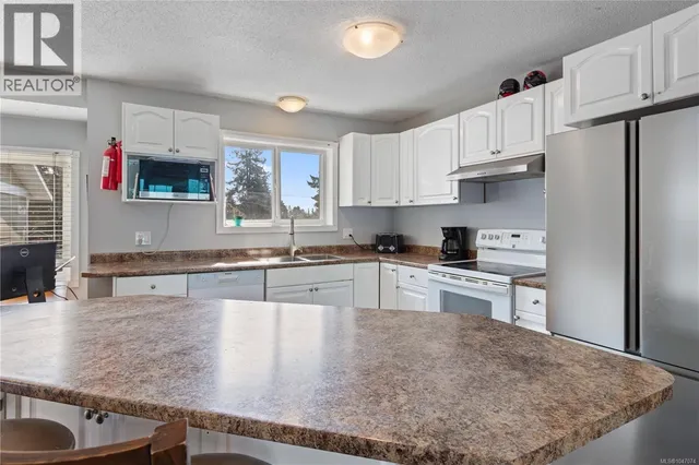 3400 DEPARTURE BAY ROAD, Nanaimo 5