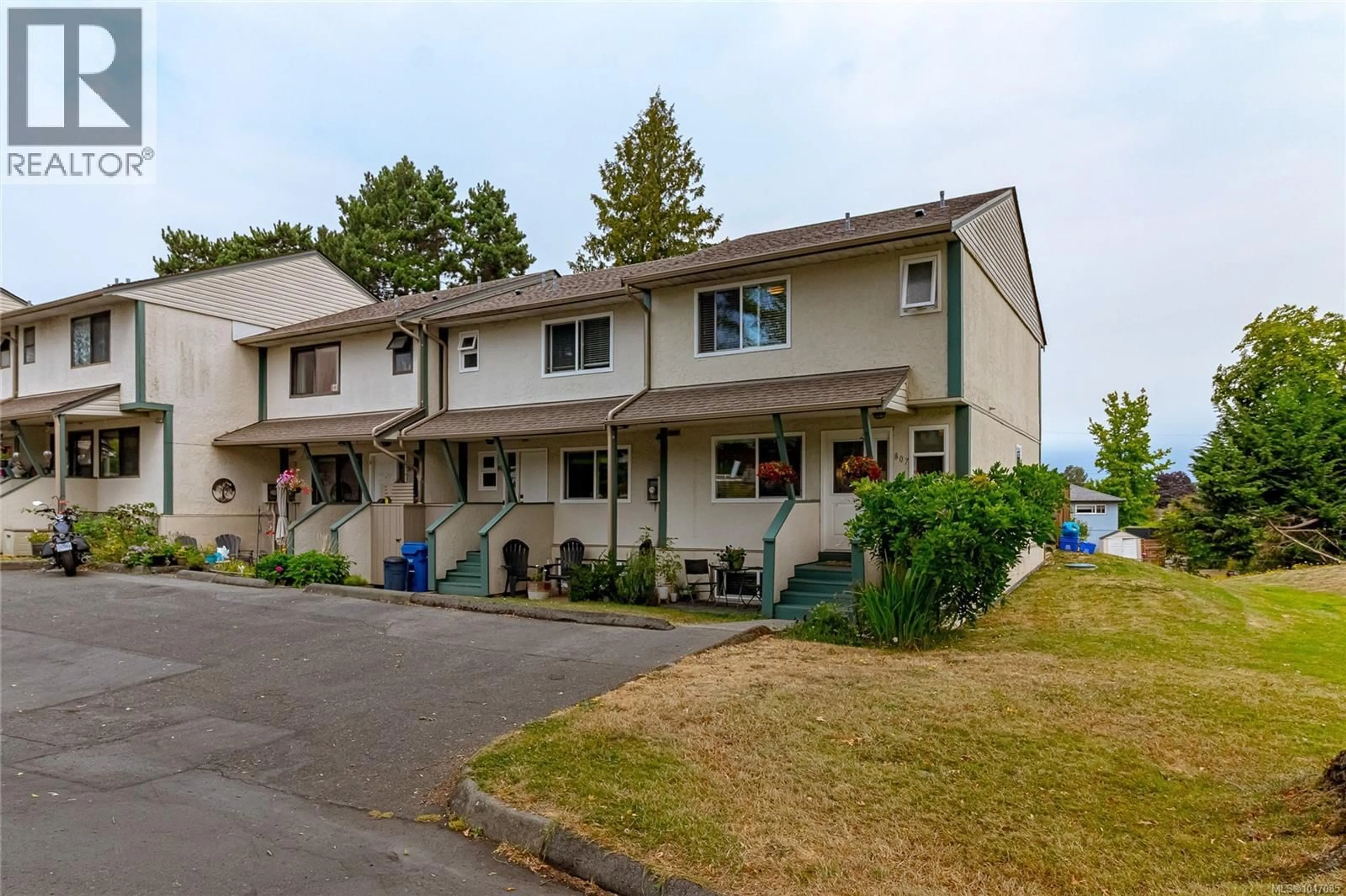 Unknown for 807 - 640 BROADWAY STREET, Saanich British Columbia V8Z2G4